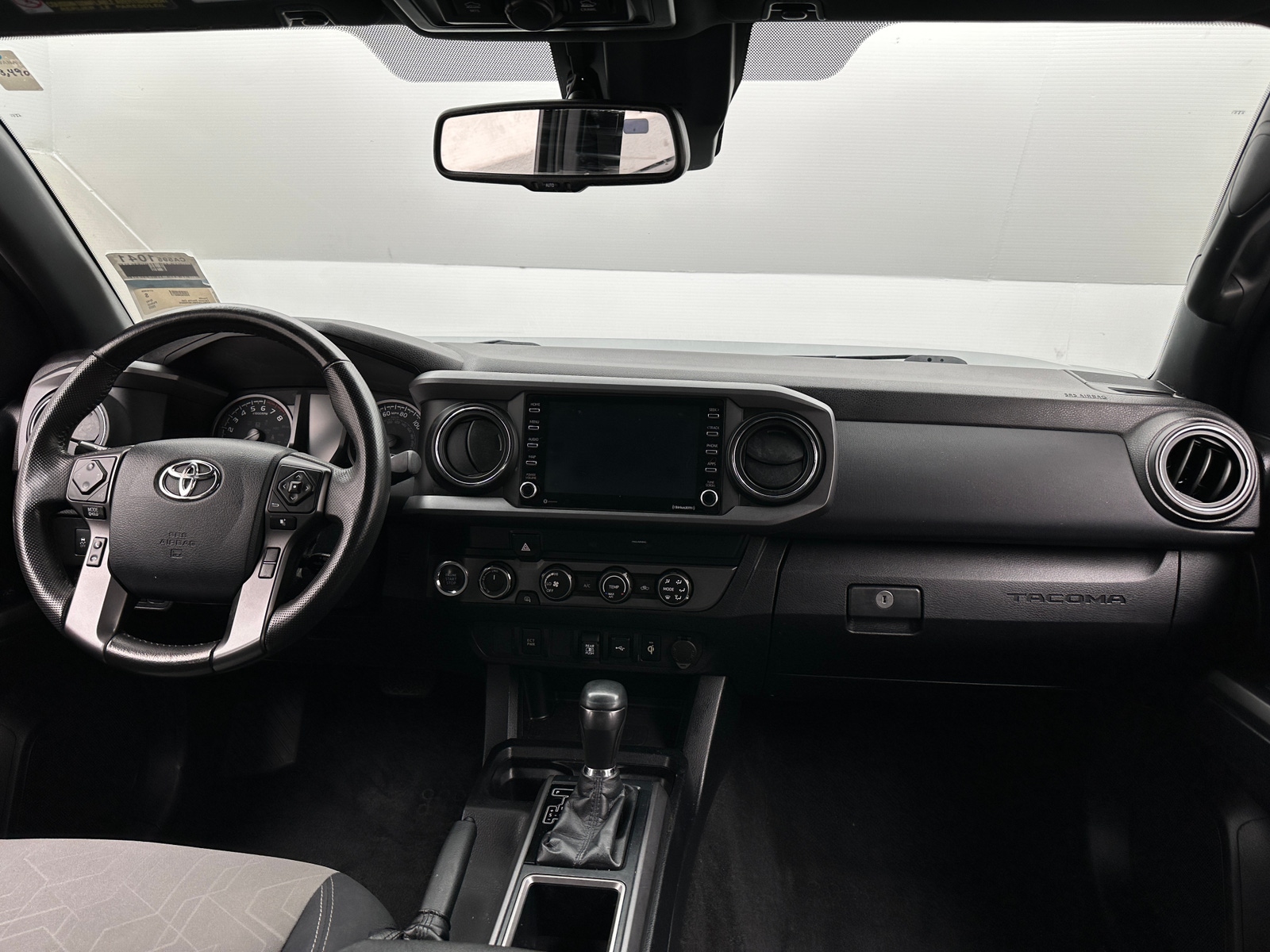 Thumbnail: 2020 Toyota Tacoma - 3
