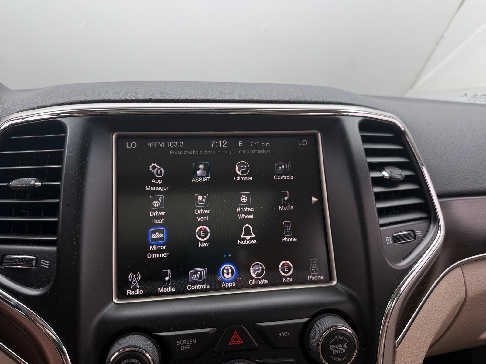 Thumbnail: 2015 Jeep Grand Cherokee - 3