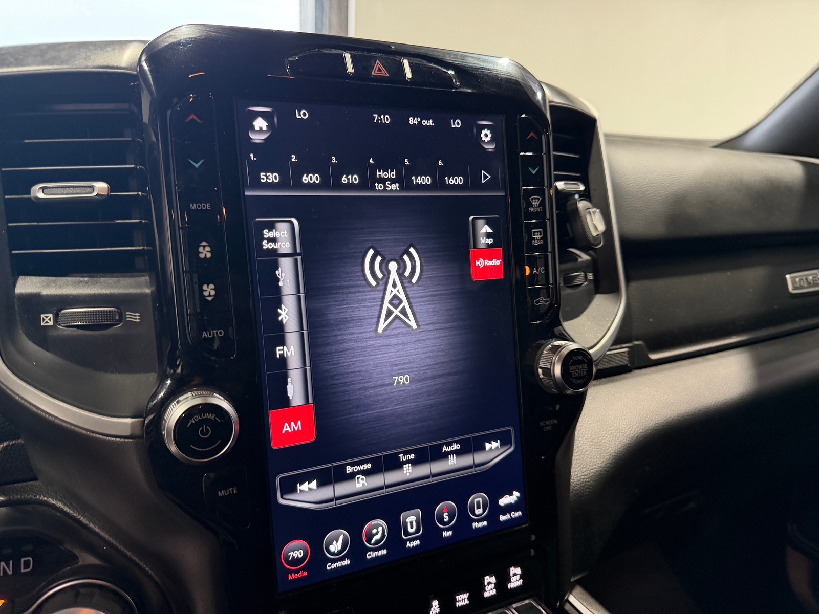 Thumbnail: 2020 RAM 1500 - 4