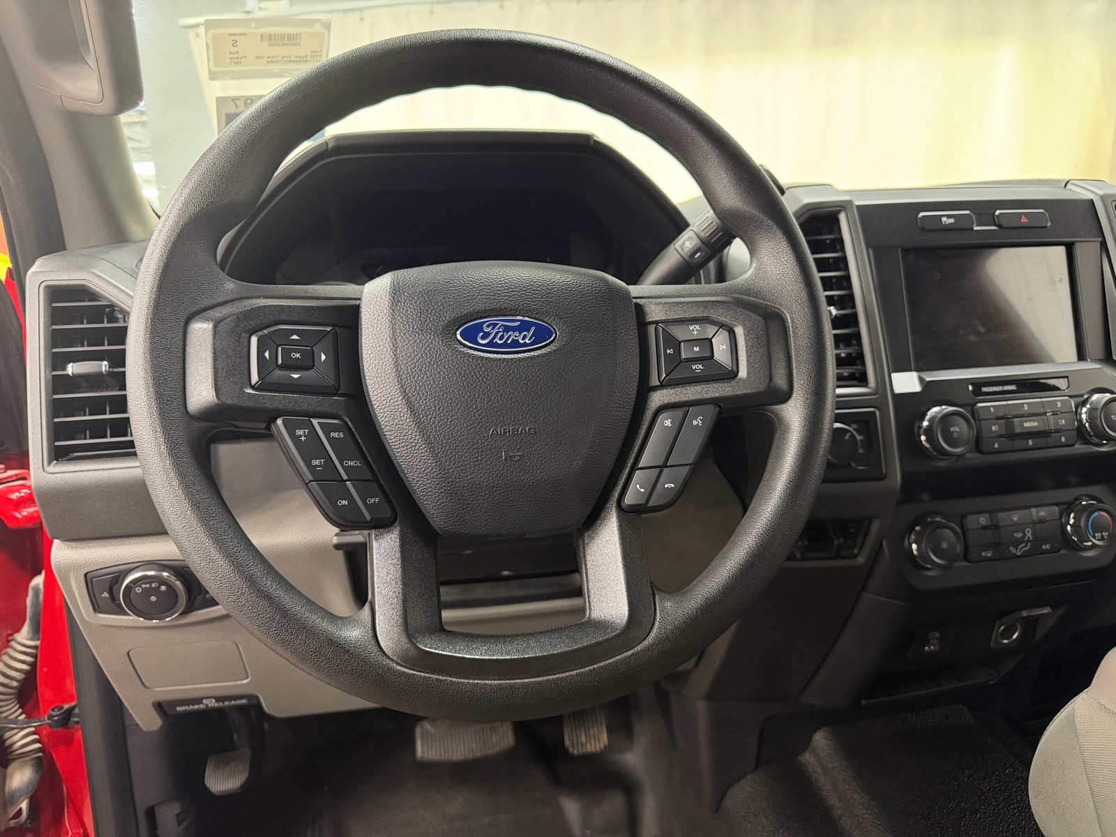 Thumbnail: 2021 Ford Econoline - 5