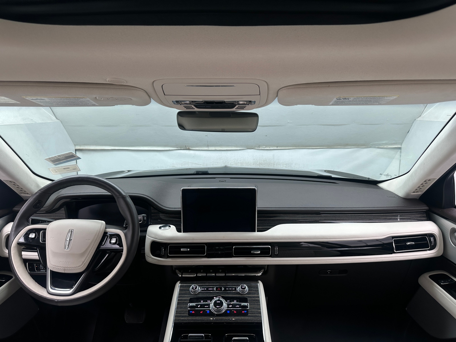 Thumbnail: 2024 Lincoln Aviator - 2