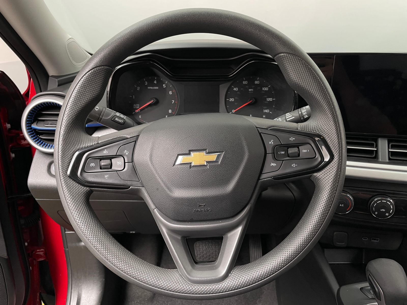 Thumbnail: 2026 Chevrolet Trax - 5