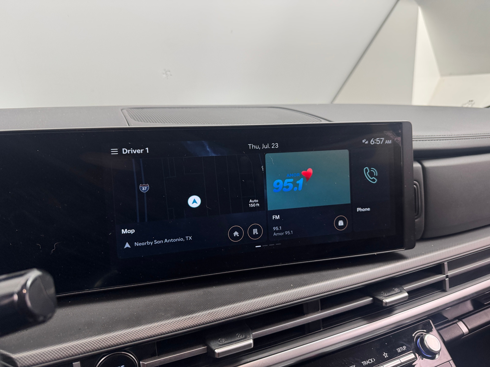 Thumbnail: 2025 Hyundai Santa Fe - 3