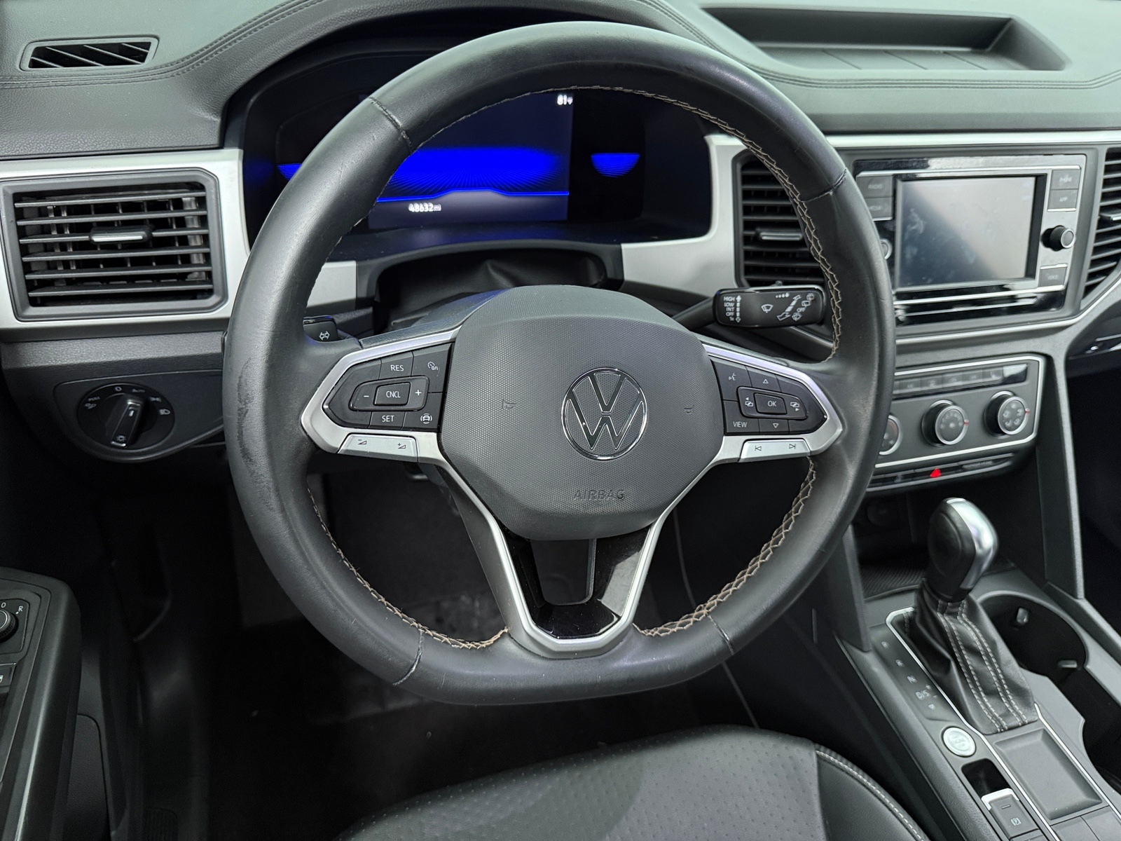 Thumbnail: 2022 Volkswagen Atlas - 4