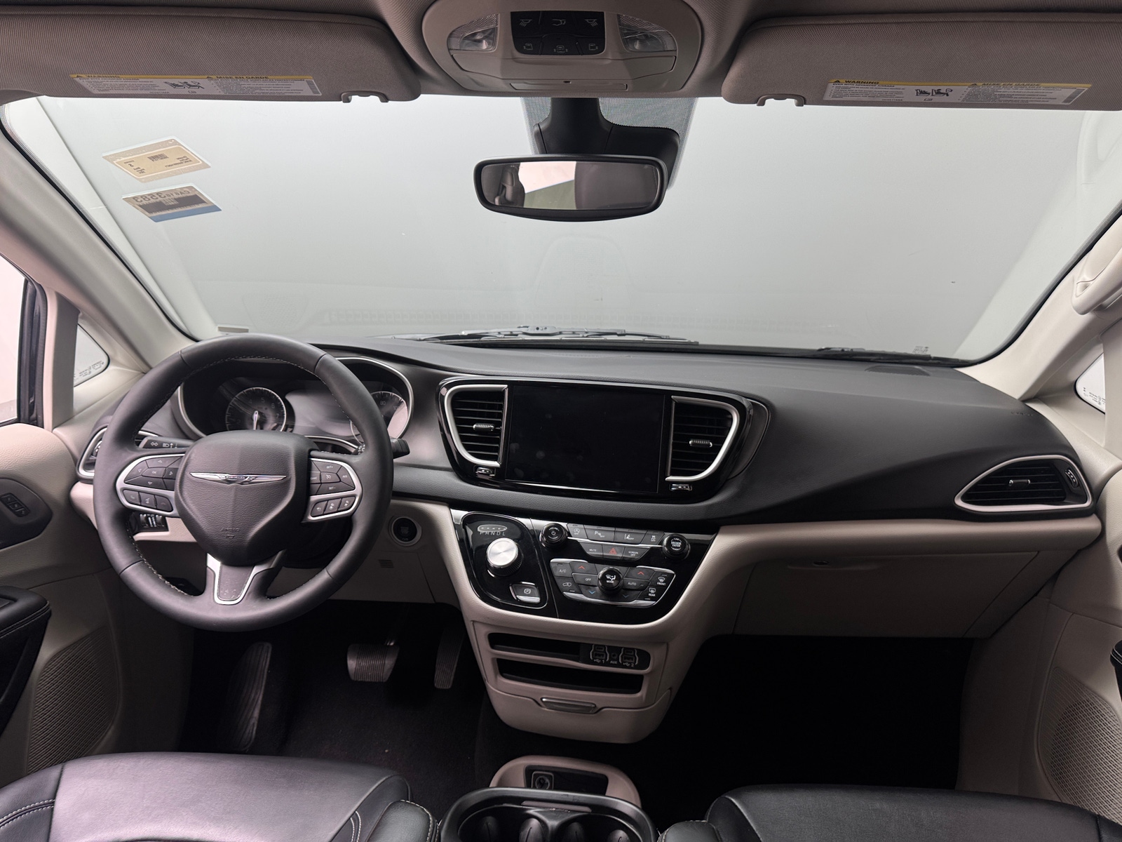 Thumbnail: 2024 Chrysler Pacifica - 2