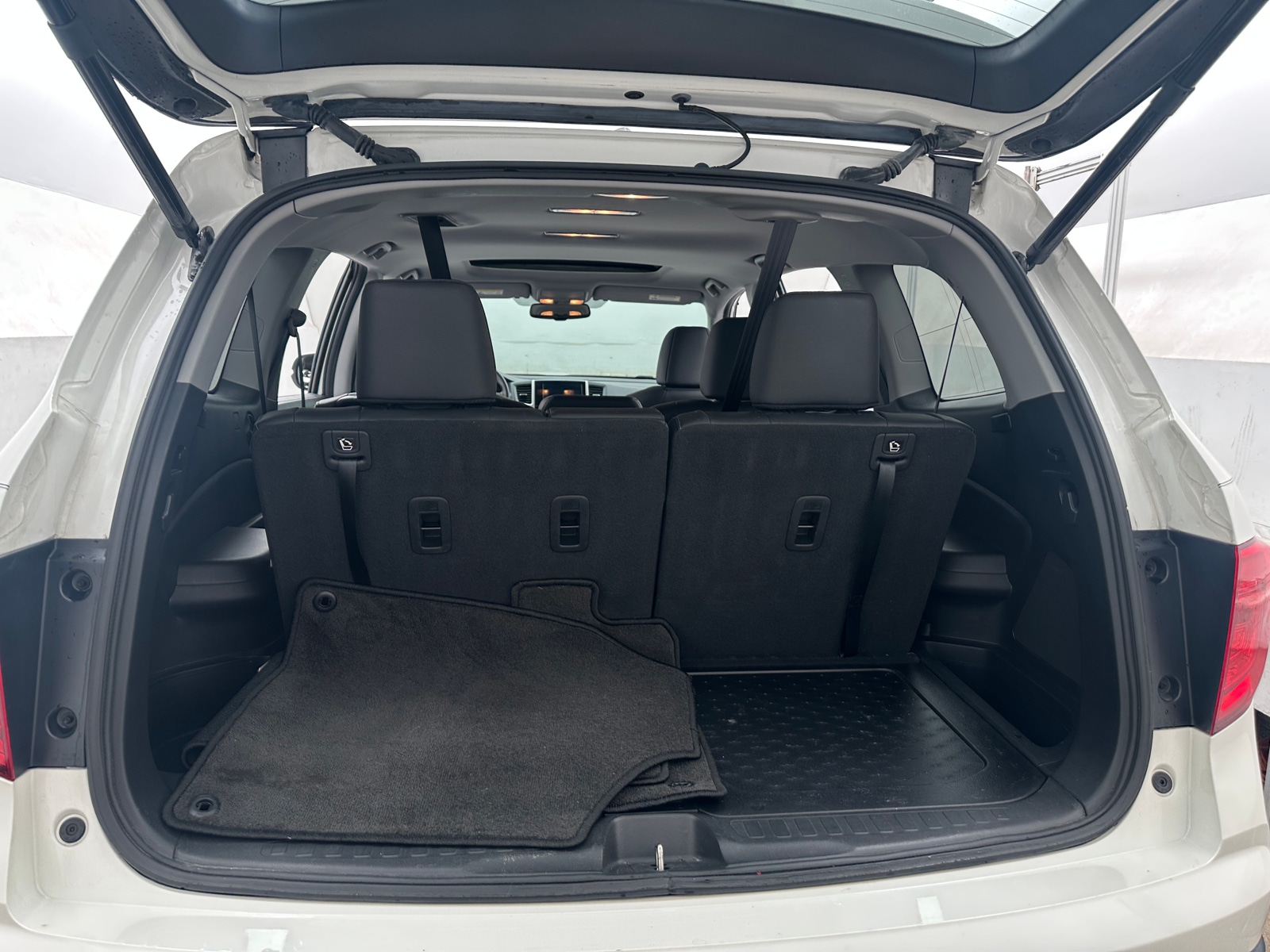 Thumbnail: 2017 Honda Pilot - 6