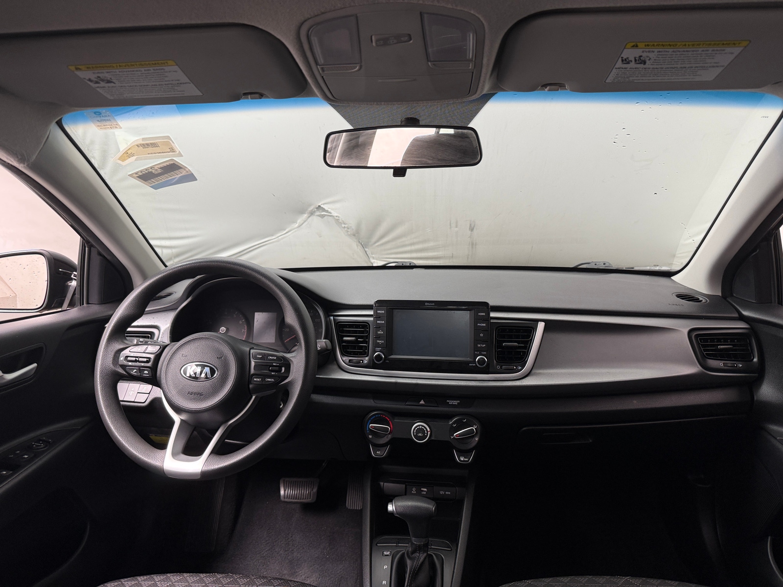 Thumbnail: 2019 Kia Rio - 3