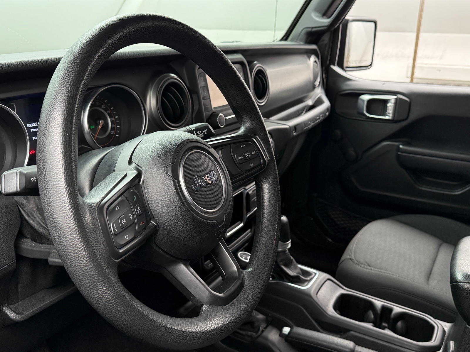Thumbnail: 2021 Jeep Wrangler - 5