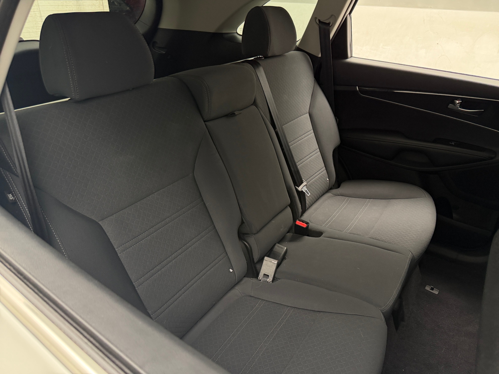 Thumbnail: 2016 Kia Sorento - 6