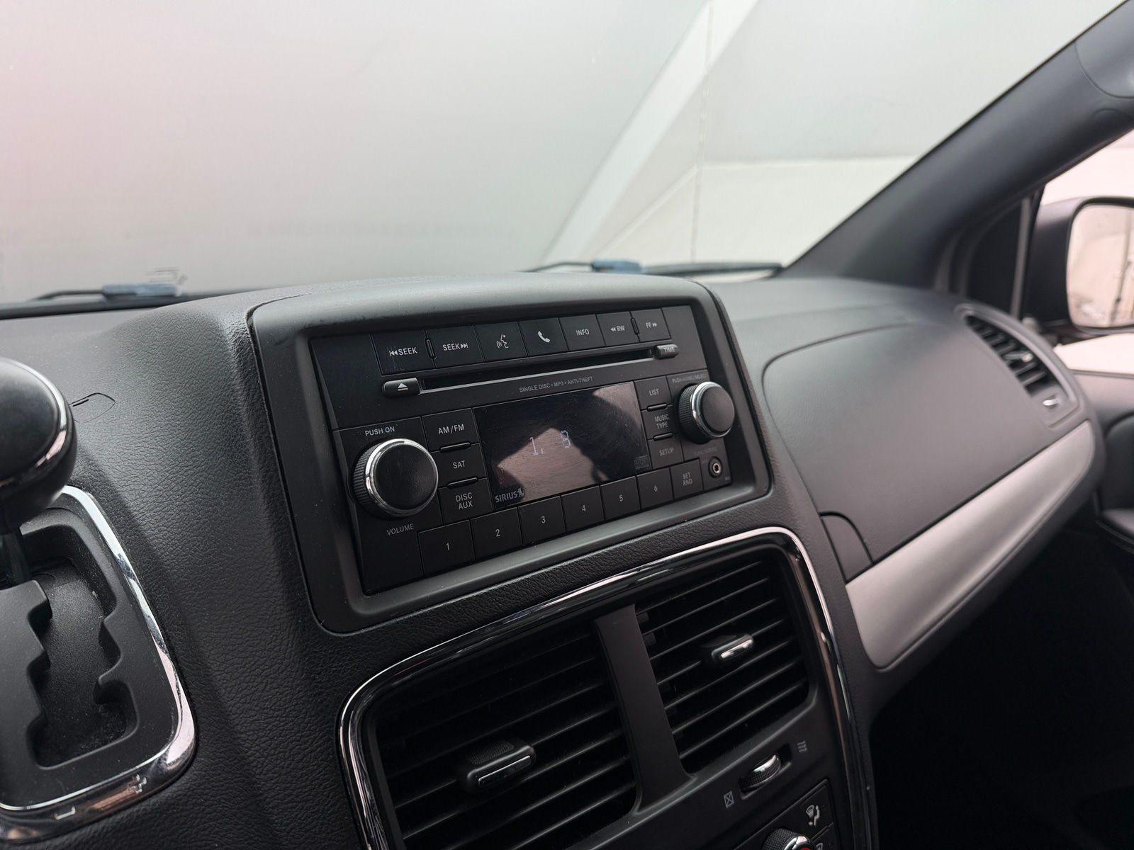 Thumbnail: 2015 Dodge Grand Caravan - 4