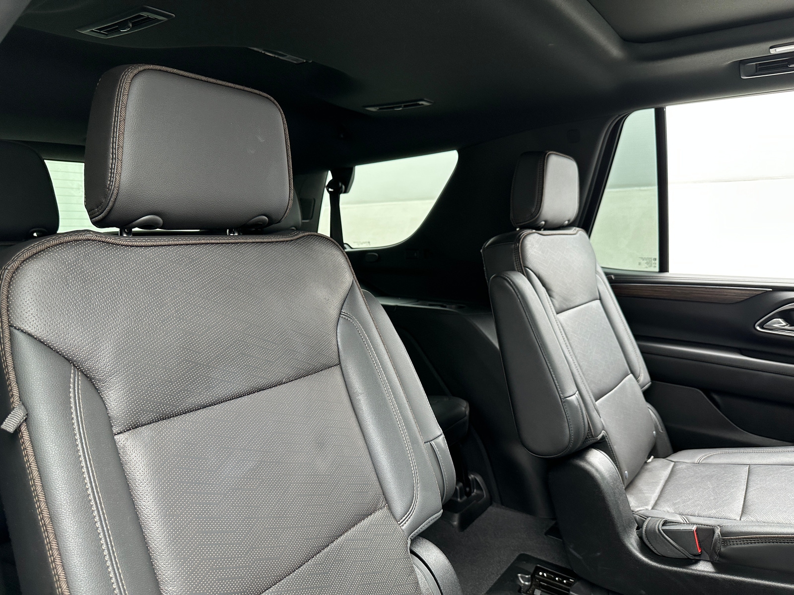 Thumbnail: 2021 Chevrolet Tahoe - 5
