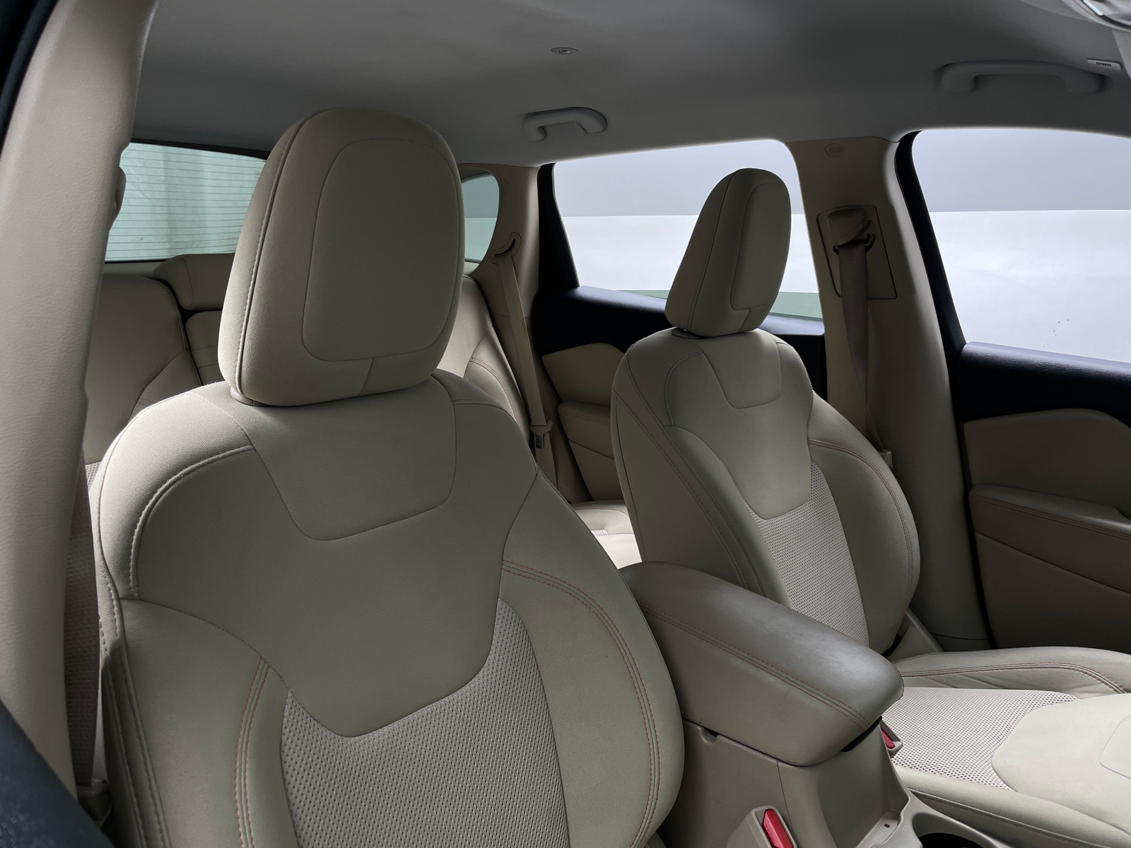 Thumbnail: 2019 Jeep Cherokee - 2