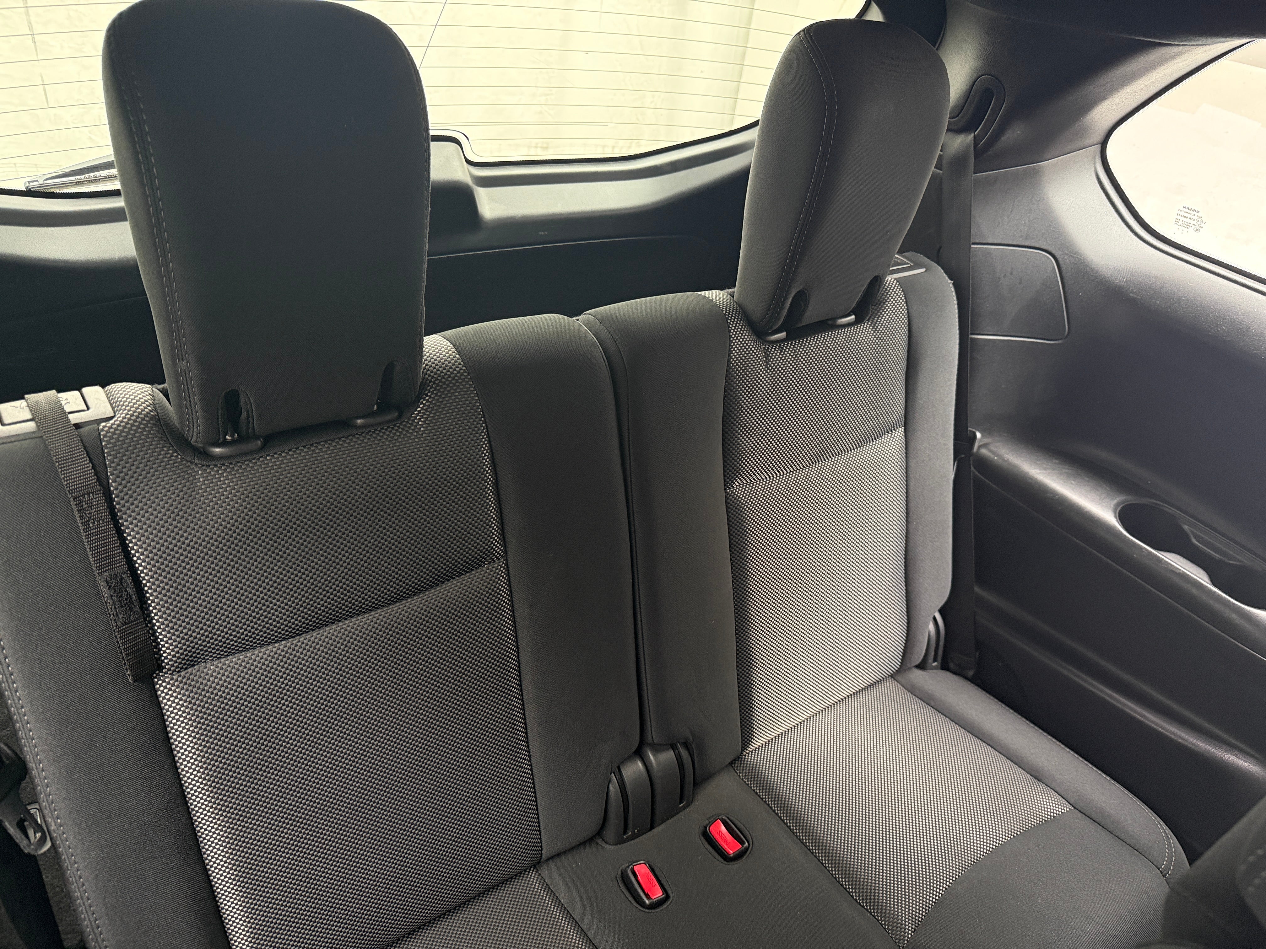 Used 2017 Nissan Pathfinder SV with VIN 5N1DR2MM9HC674086 for sale in Pewaukee, WI