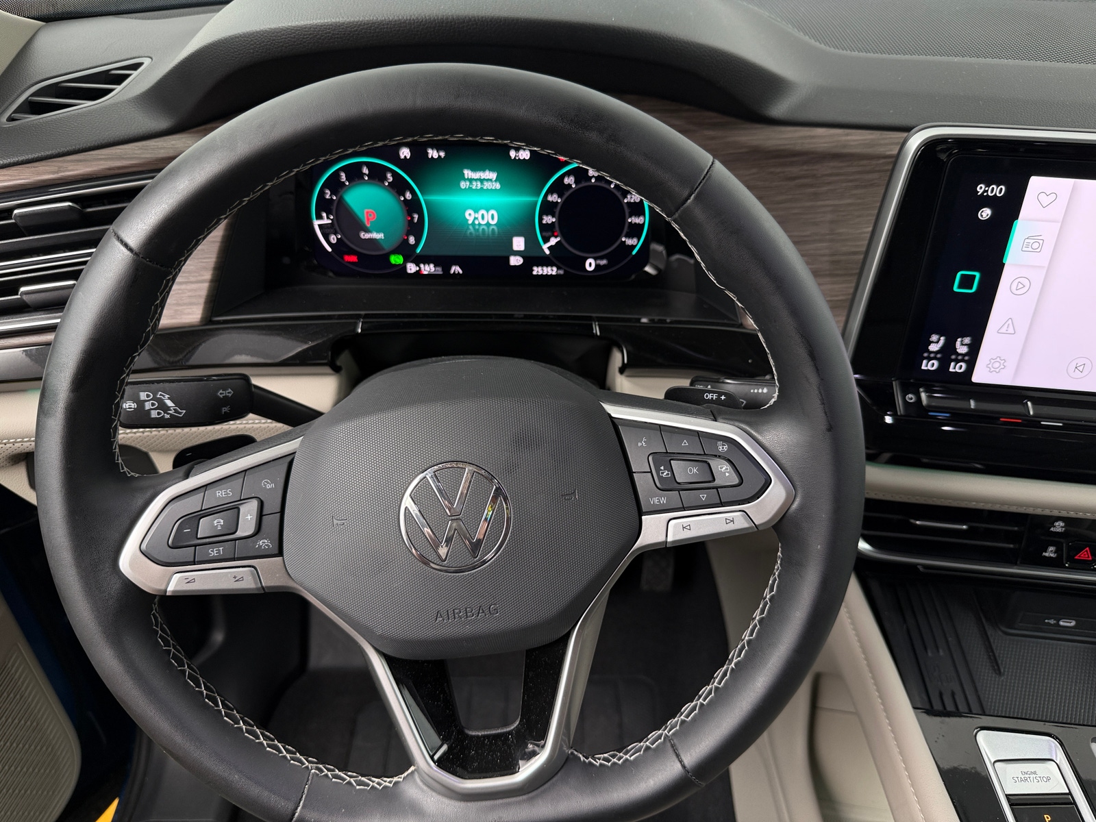 Thumbnail: 2025 Volkswagen Atlas - 4