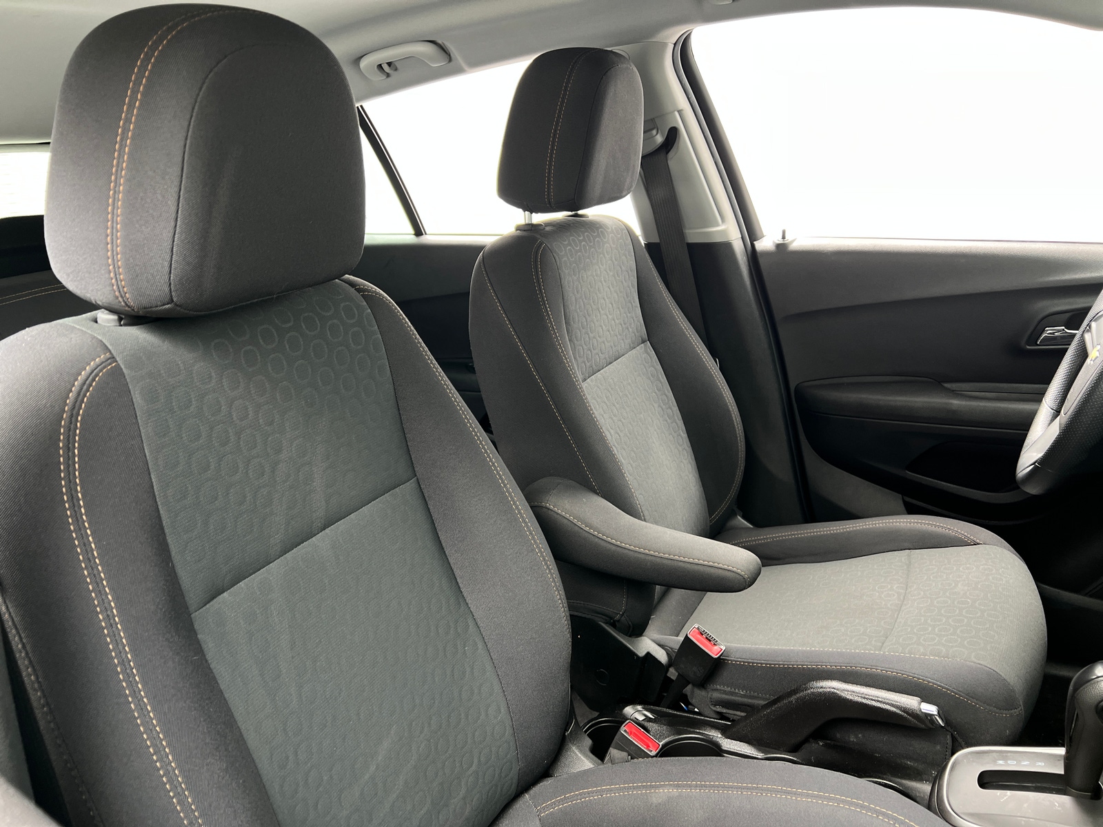 Thumbnail: 2019 Chevrolet Trax - 2