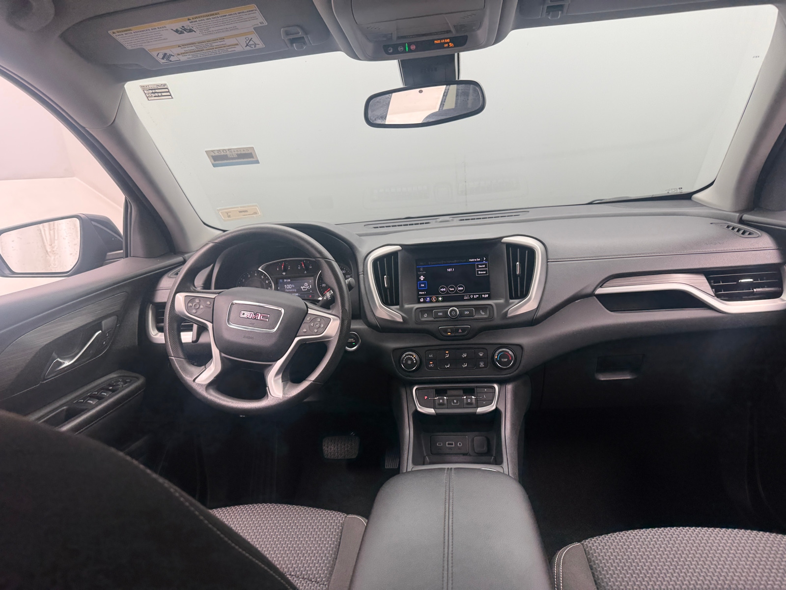 Thumbnail: 2024 GMC Terrain - 3