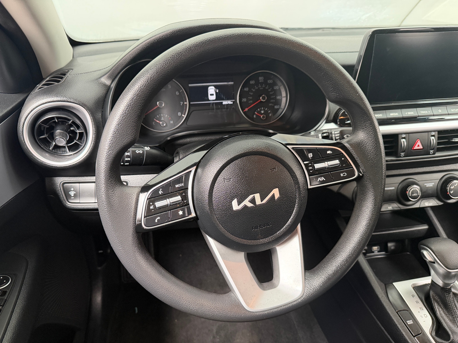Thumbnail: 2024 Kia Forte - 5