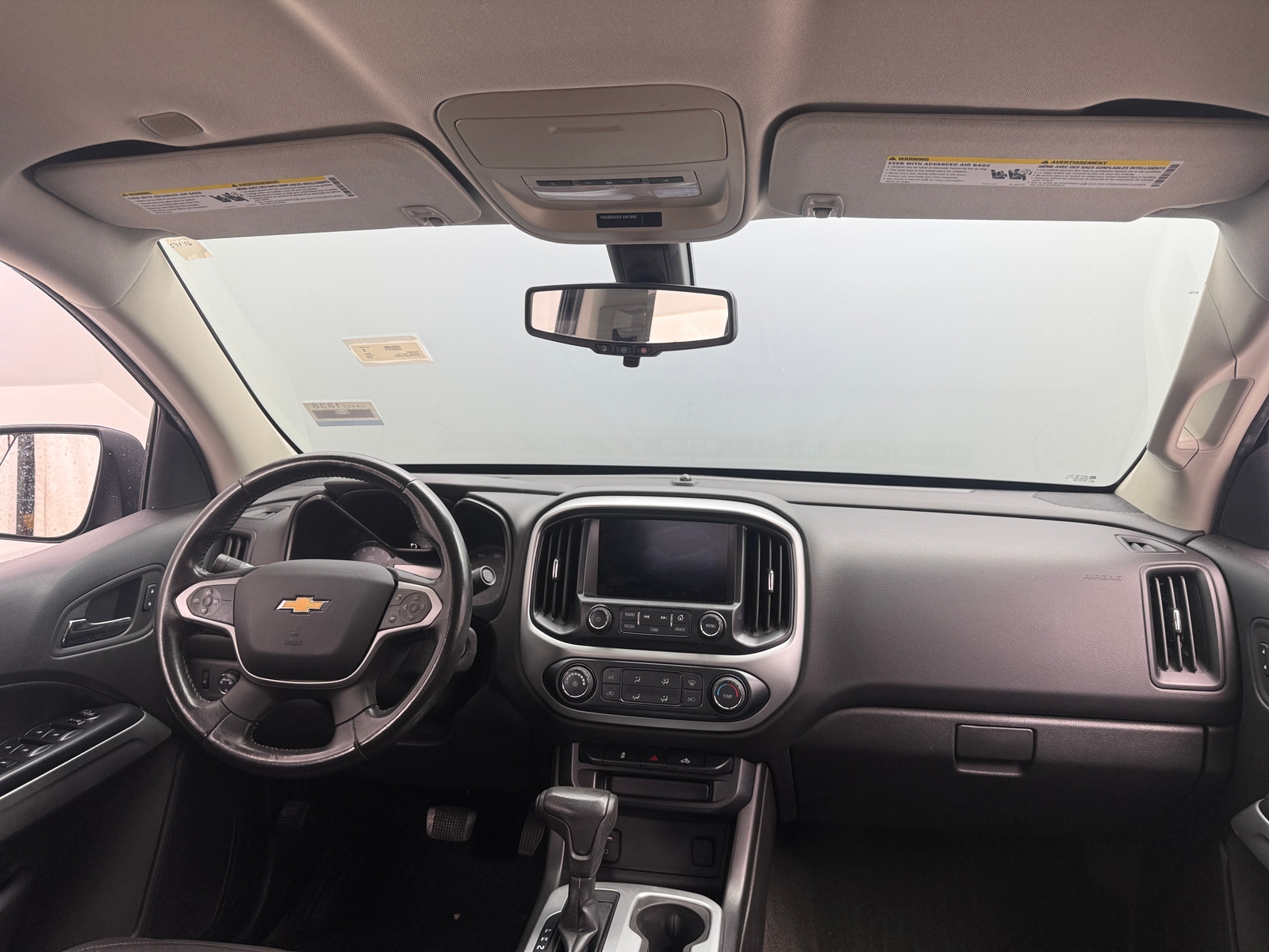 Thumbnail: 2016 Chevrolet Colorado - 3