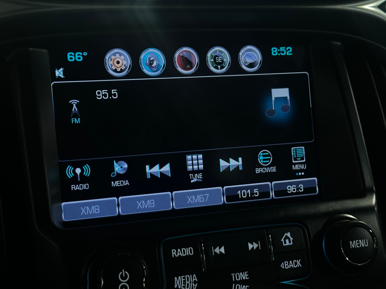 Thumbnail: 2016 Chevrolet Colorado - 4