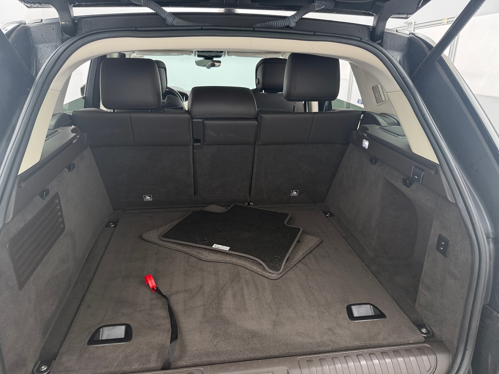 Thumbnail: 2019 Land Rover Range Rover Sport - 6