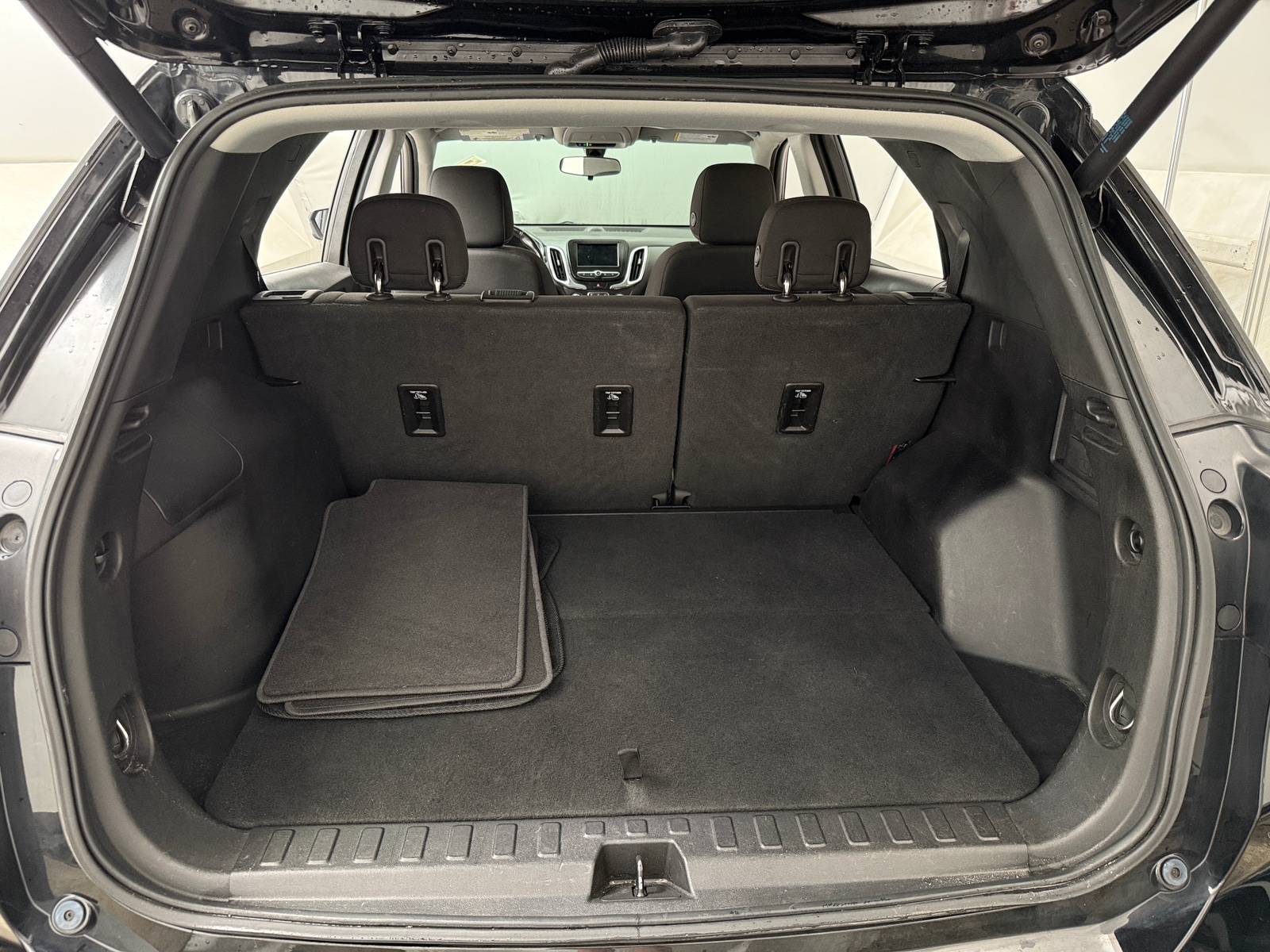 Thumbnail: 2019 Chevrolet Equinox - 7