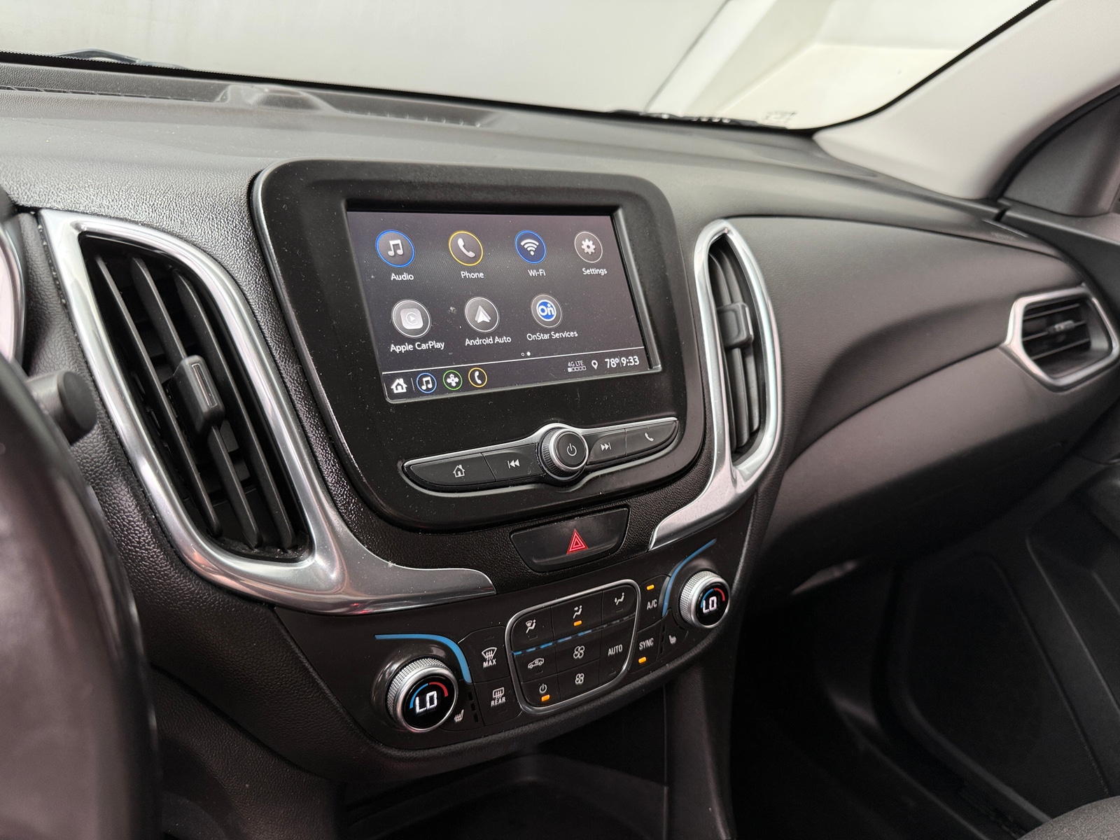 Thumbnail: 2019 Chevrolet Equinox - 4