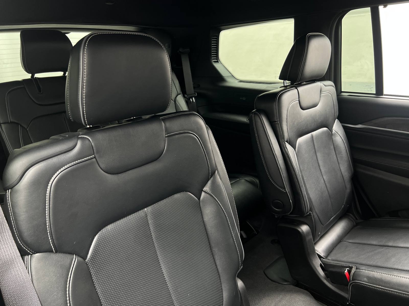Thumbnail: 2021 Jeep Grand Cherokee L - 5