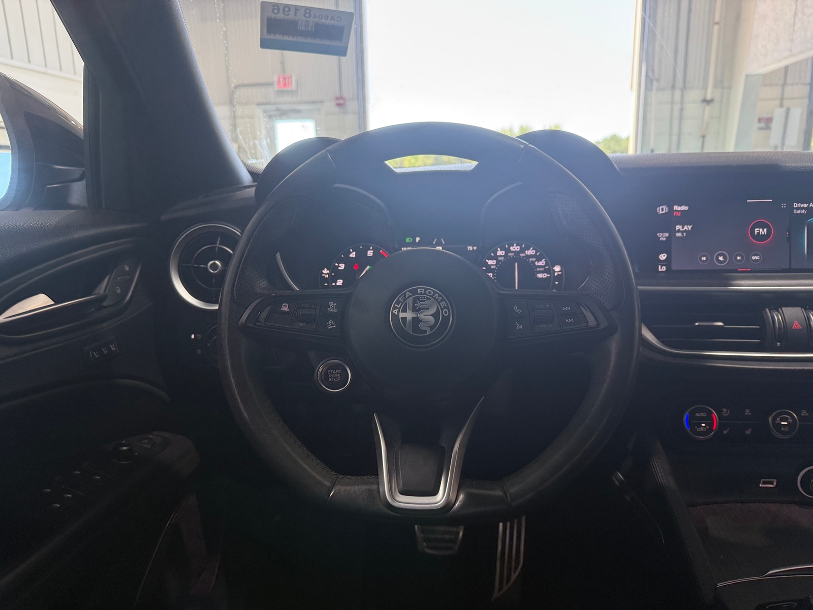 Thumbnail: 2023 Alfa Romeo Stelvio - 4