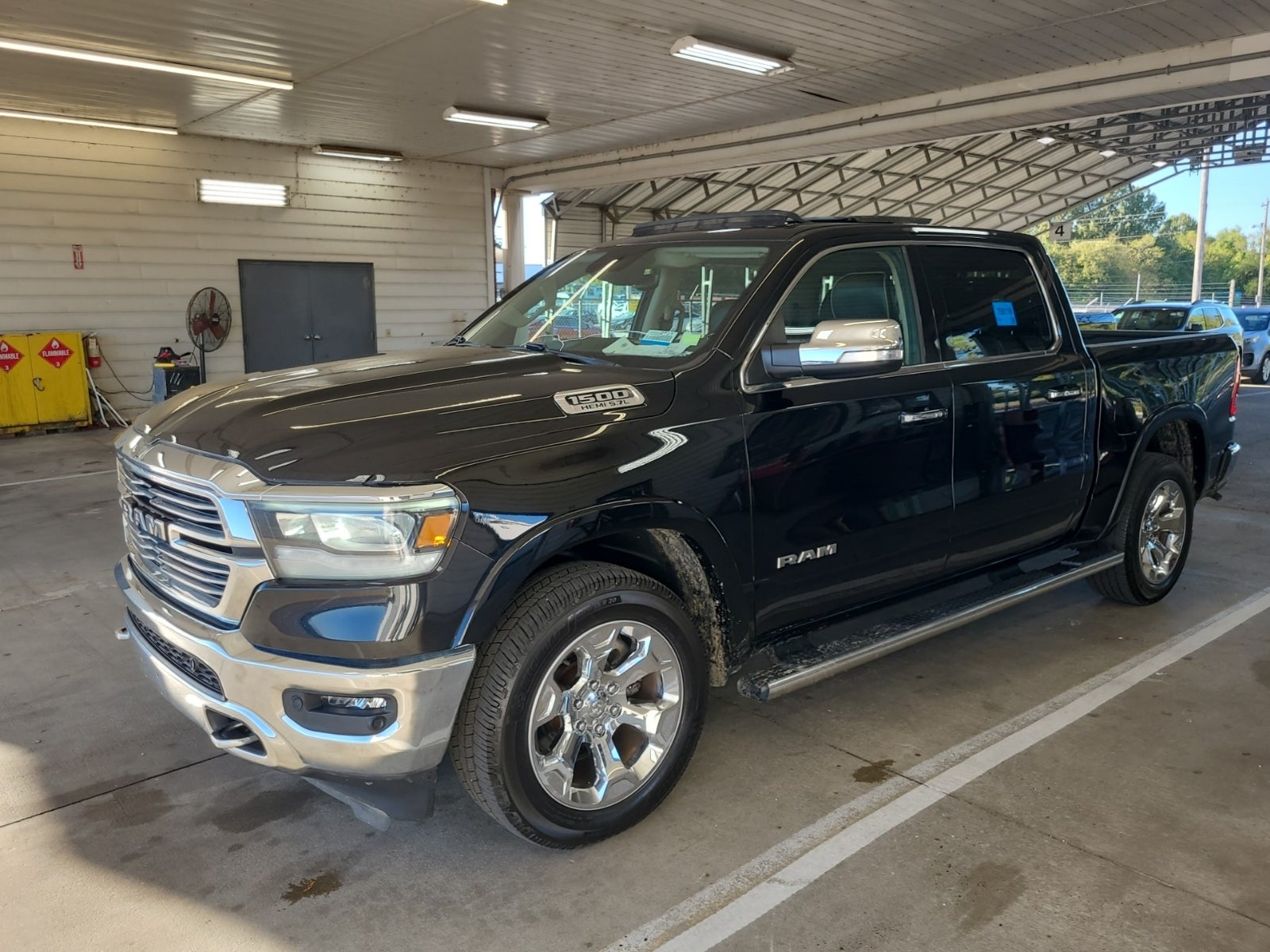 2021 Ram 1500 Laramie 4x4 Crew Cab 5'7" Box