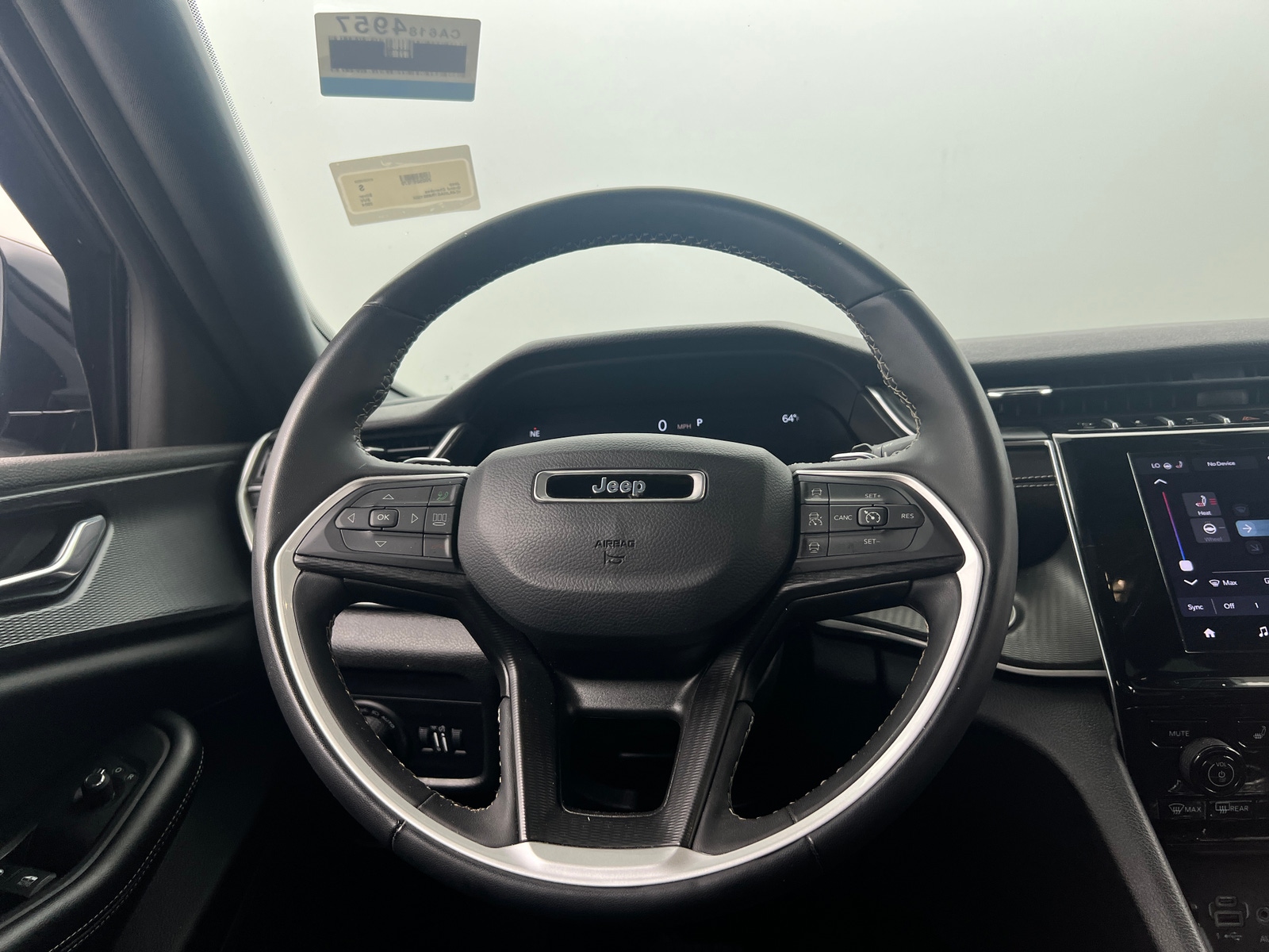 Thumbnail: 2024 Jeep Grand Cherokee - 4