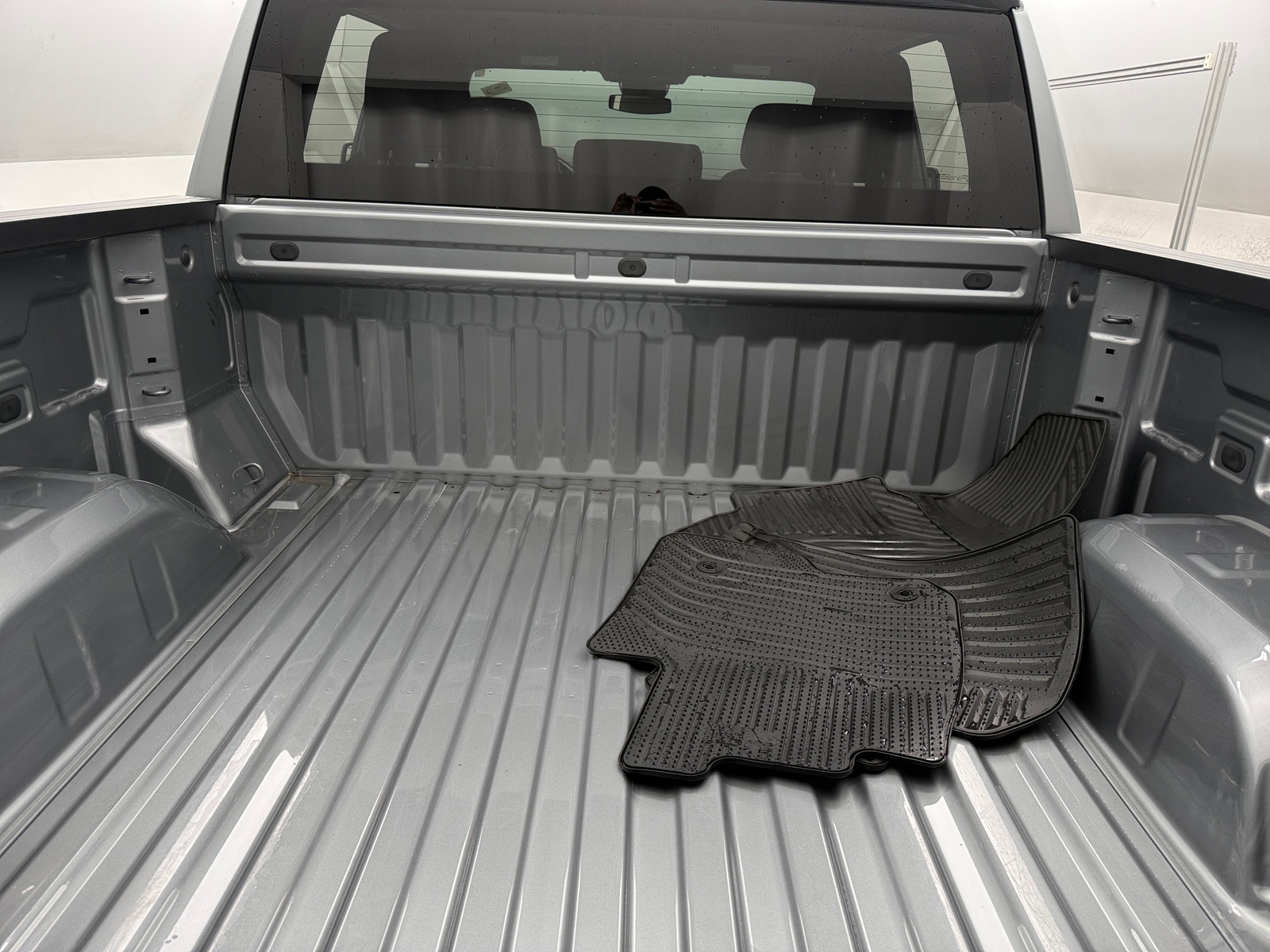 Thumbnail: 2024 Chevrolet Silverado 1500 - 7