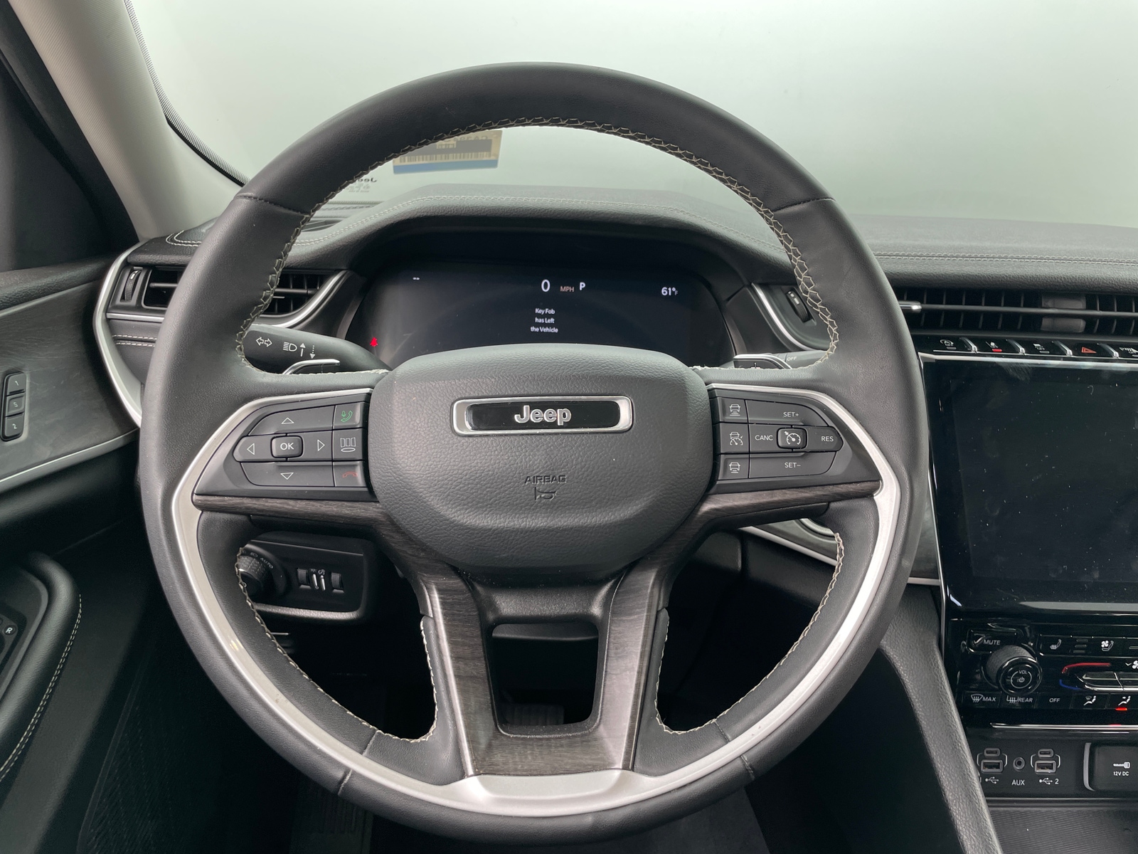 Thumbnail: 2023 Jeep Grand Cherokee L - 5