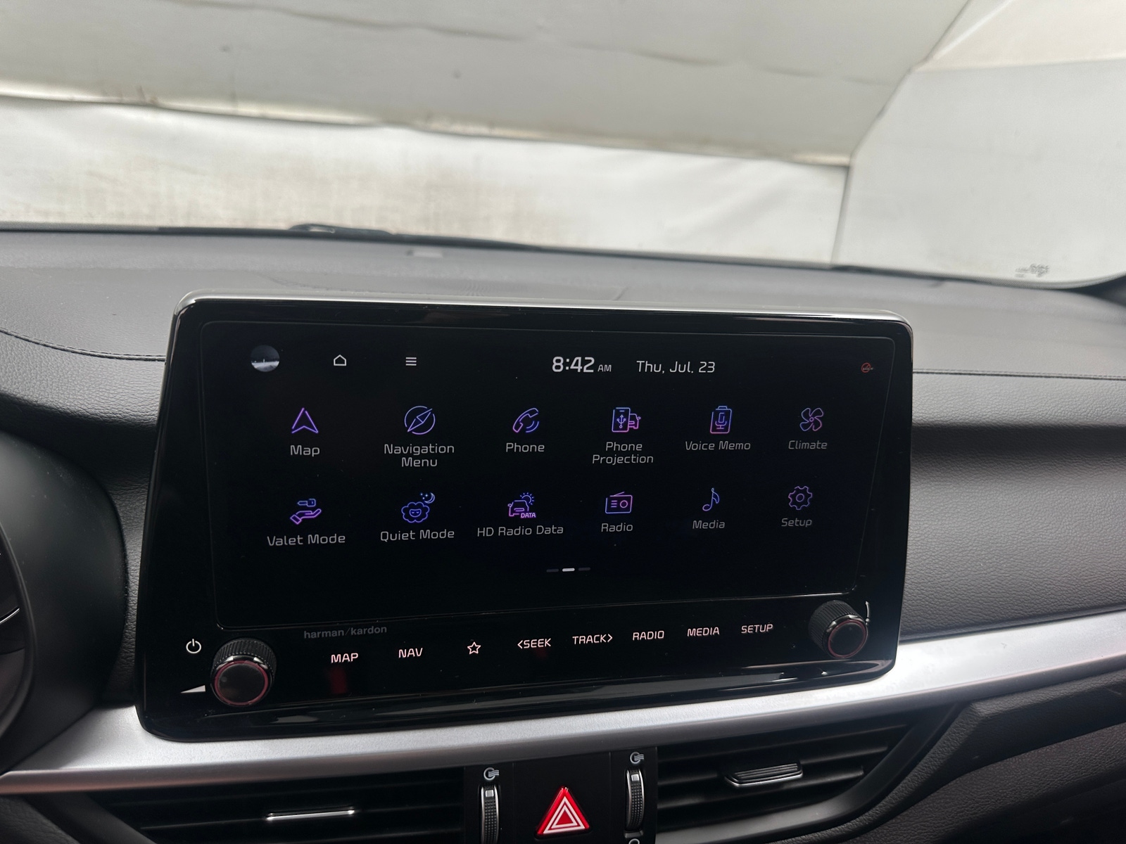 Thumbnail: 2024 Kia Forte - 4