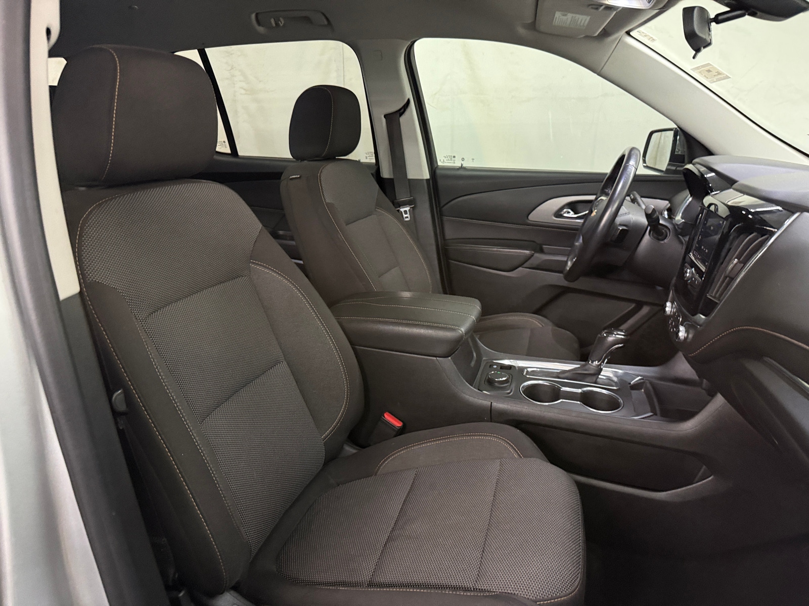 Thumbnail: 2020 Chevrolet Traverse - 2