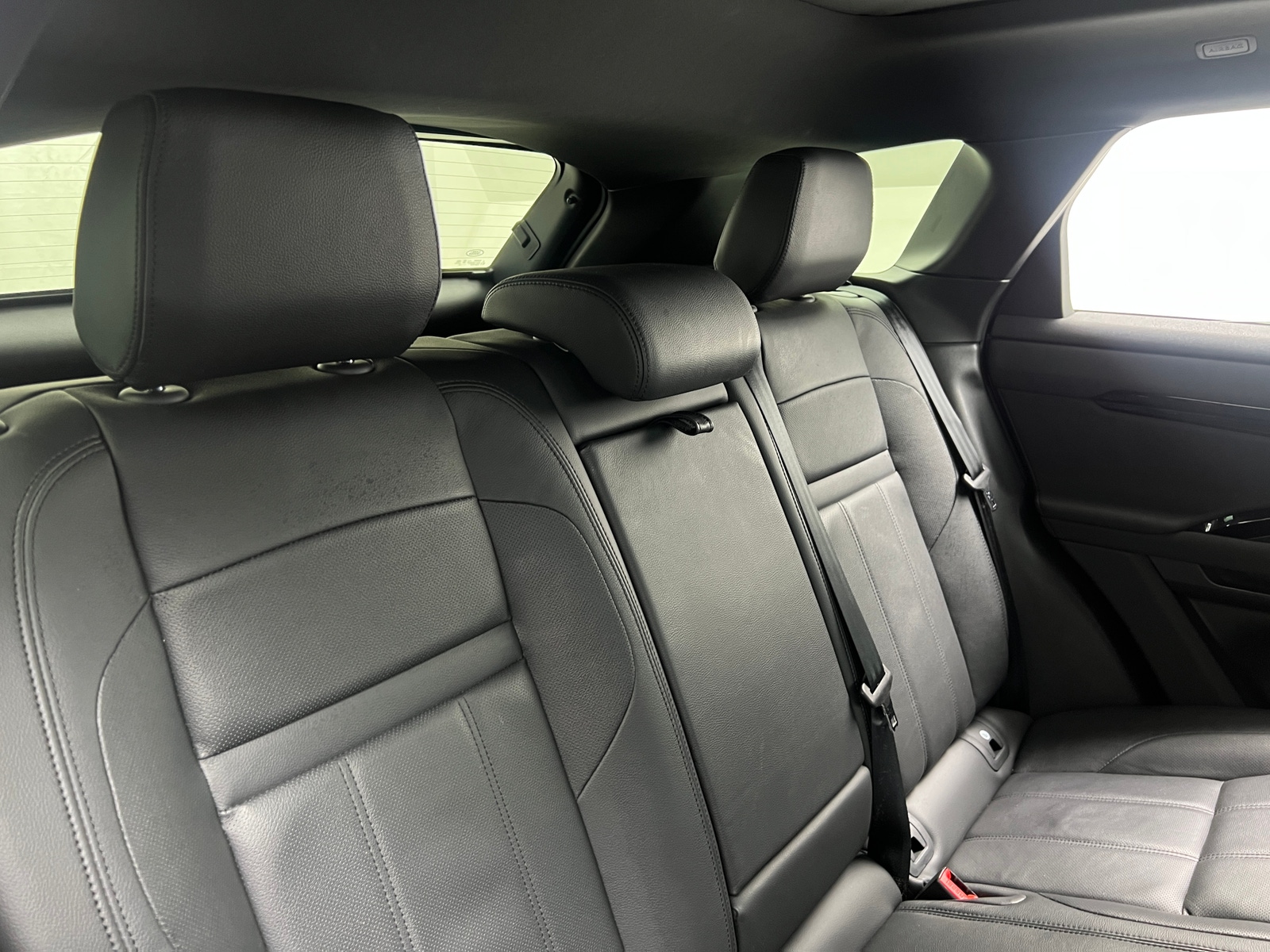 Thumbnail: 2024 Land Rover Range Rover Evoque - 5