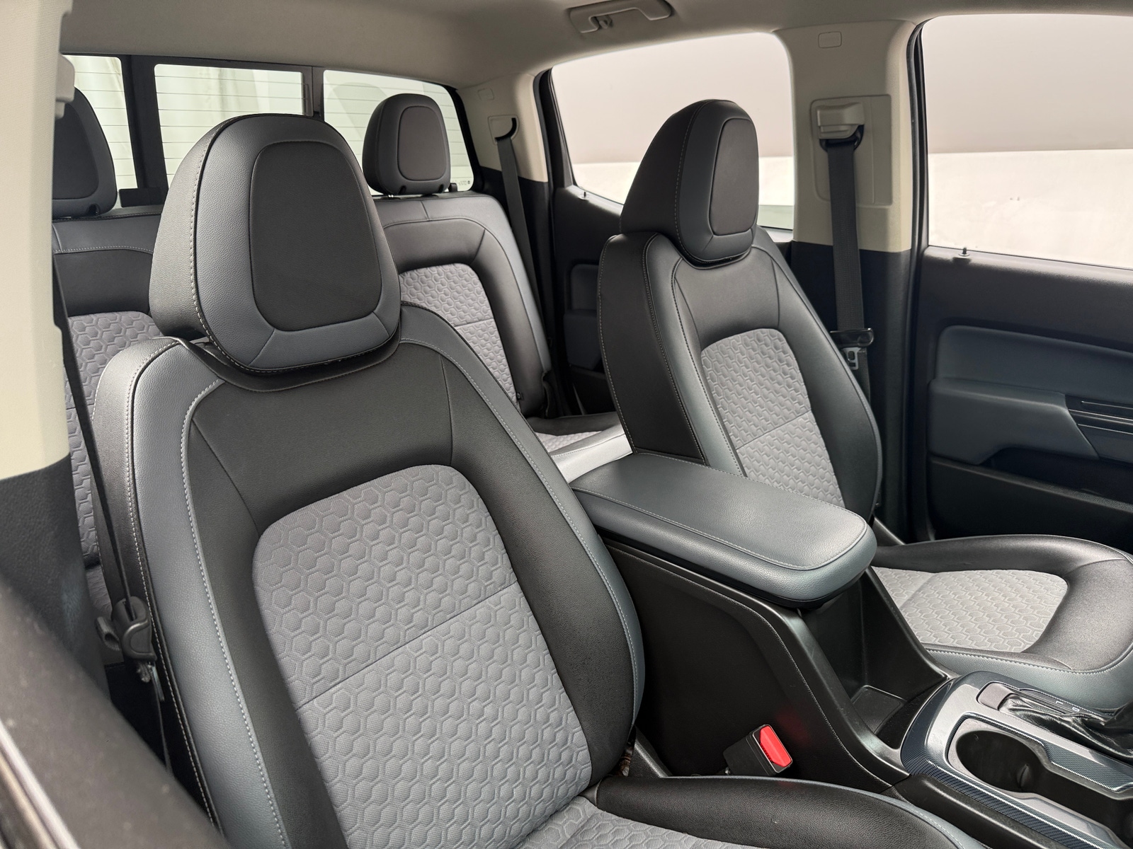 Thumbnail: 2017 Chevrolet Colorado - 2