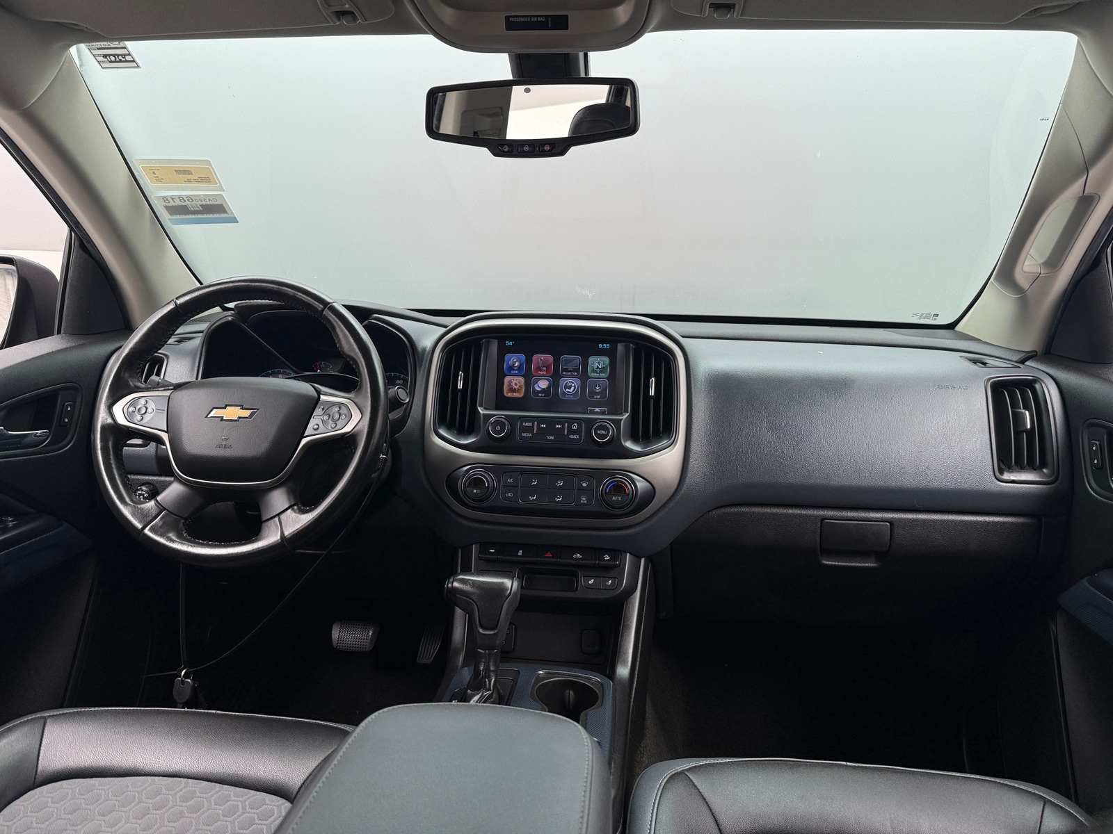 Thumbnail: 2017 Chevrolet Colorado - 3
