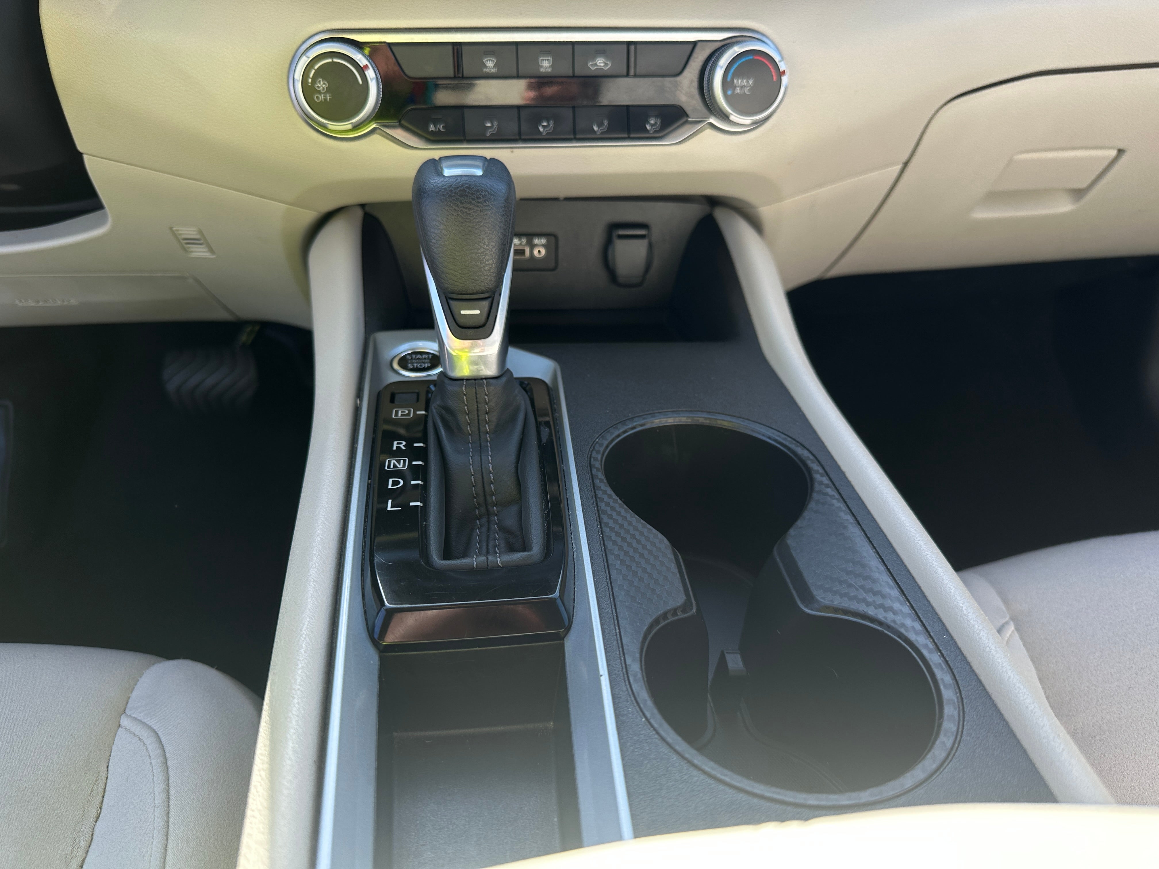 2025 Nissan Altima SV - Photo 7