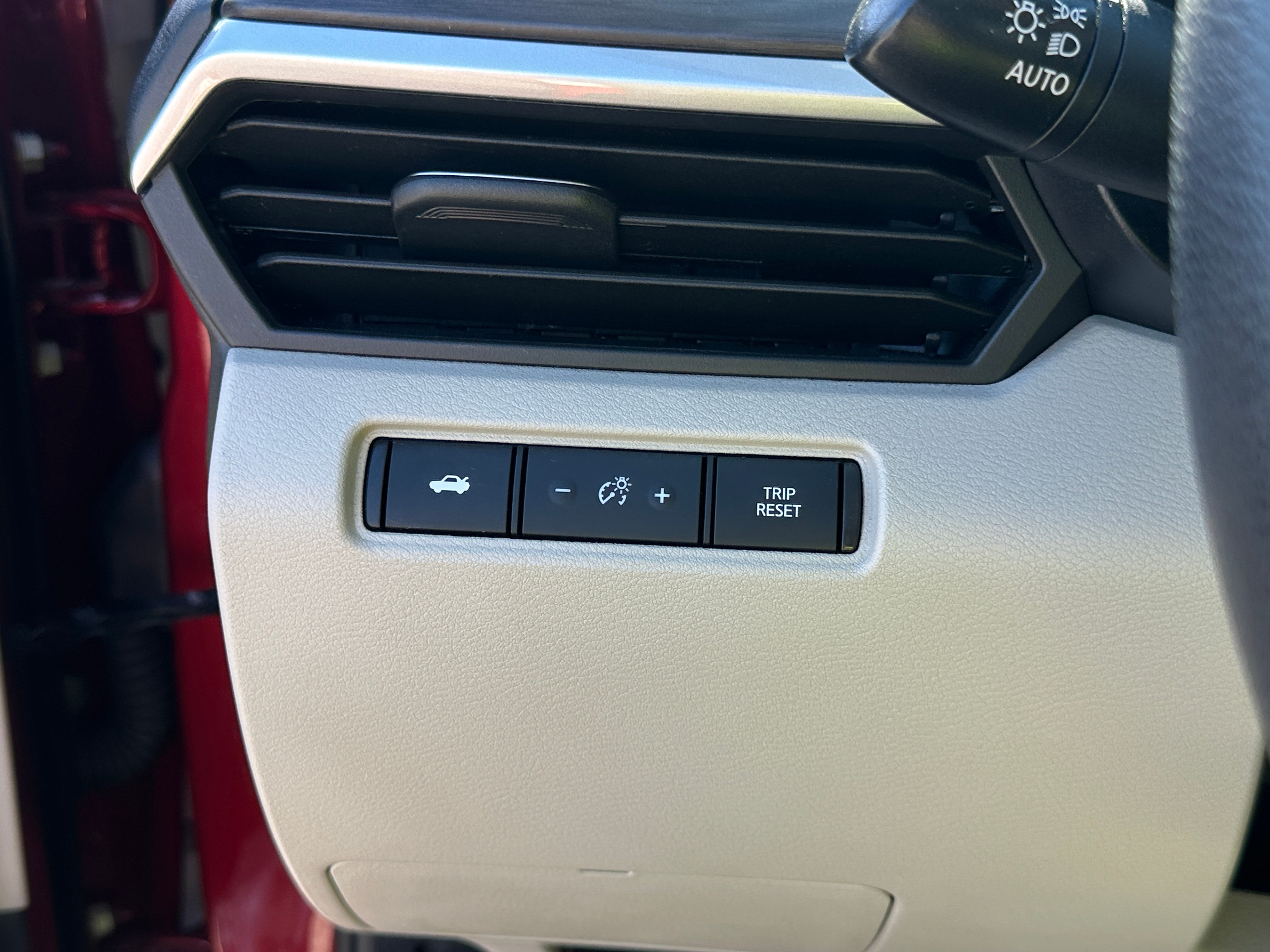 2025 Nissan Altima SV - Photo 3