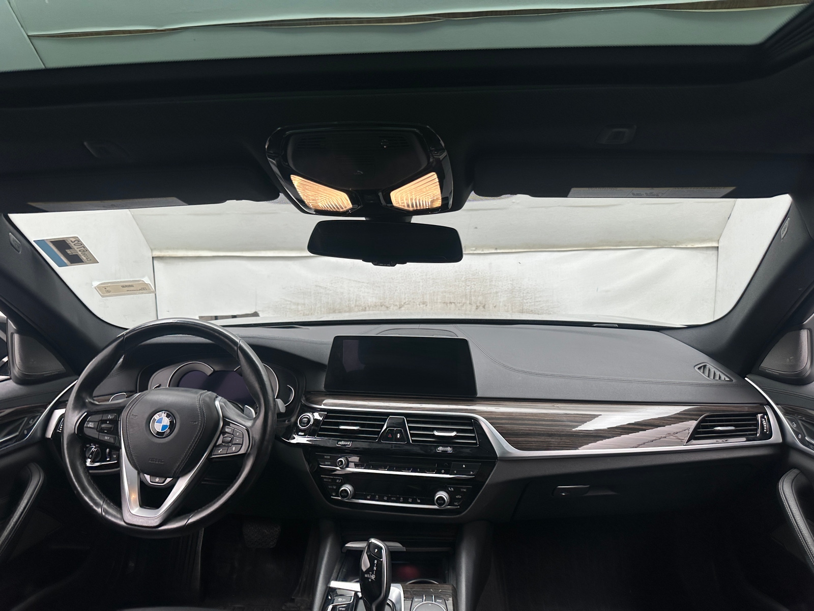 Thumbnail: 2017 BMW 5 Series - 2