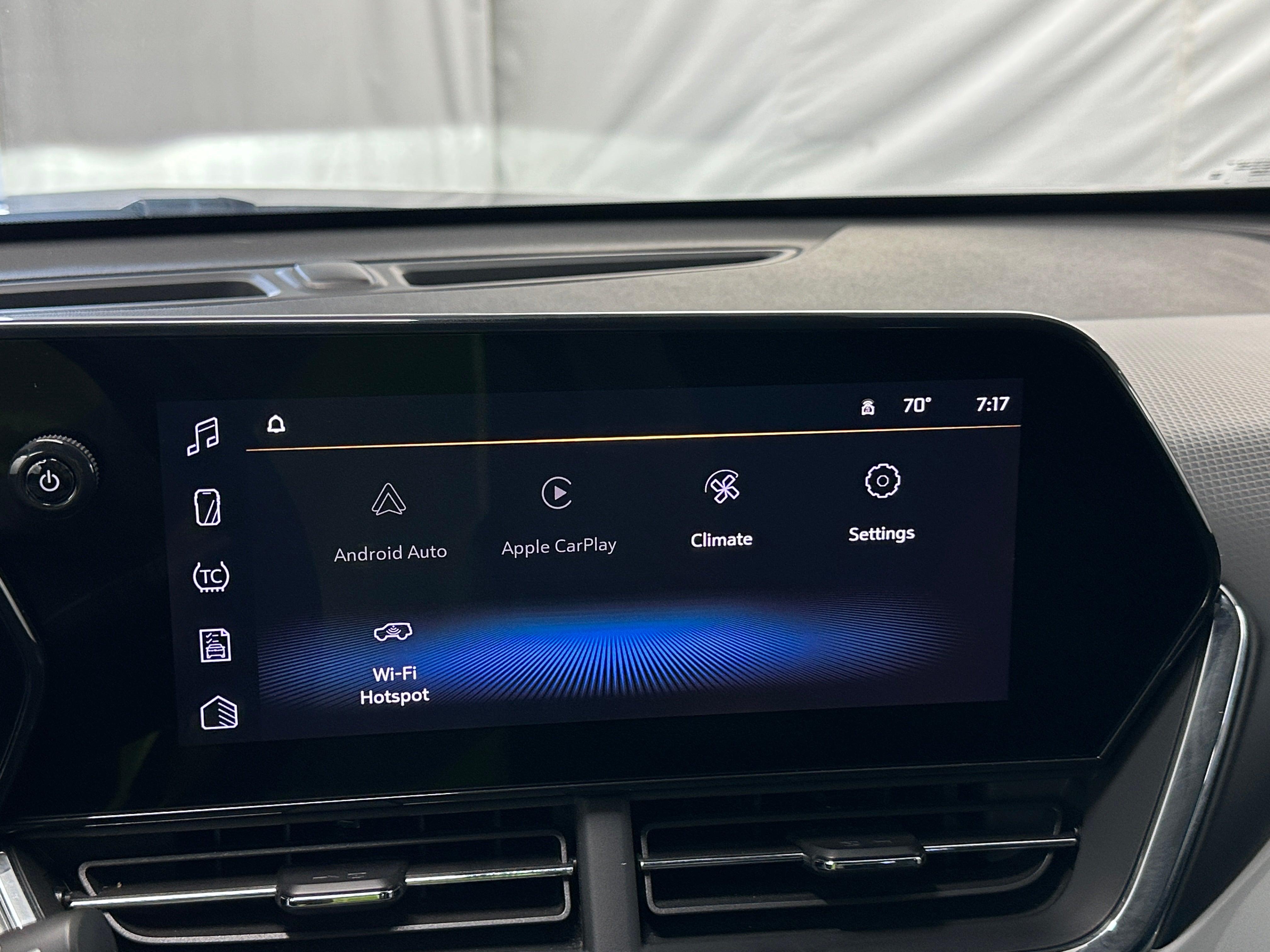2025 Chevrolet Trax LT - Photo 5
