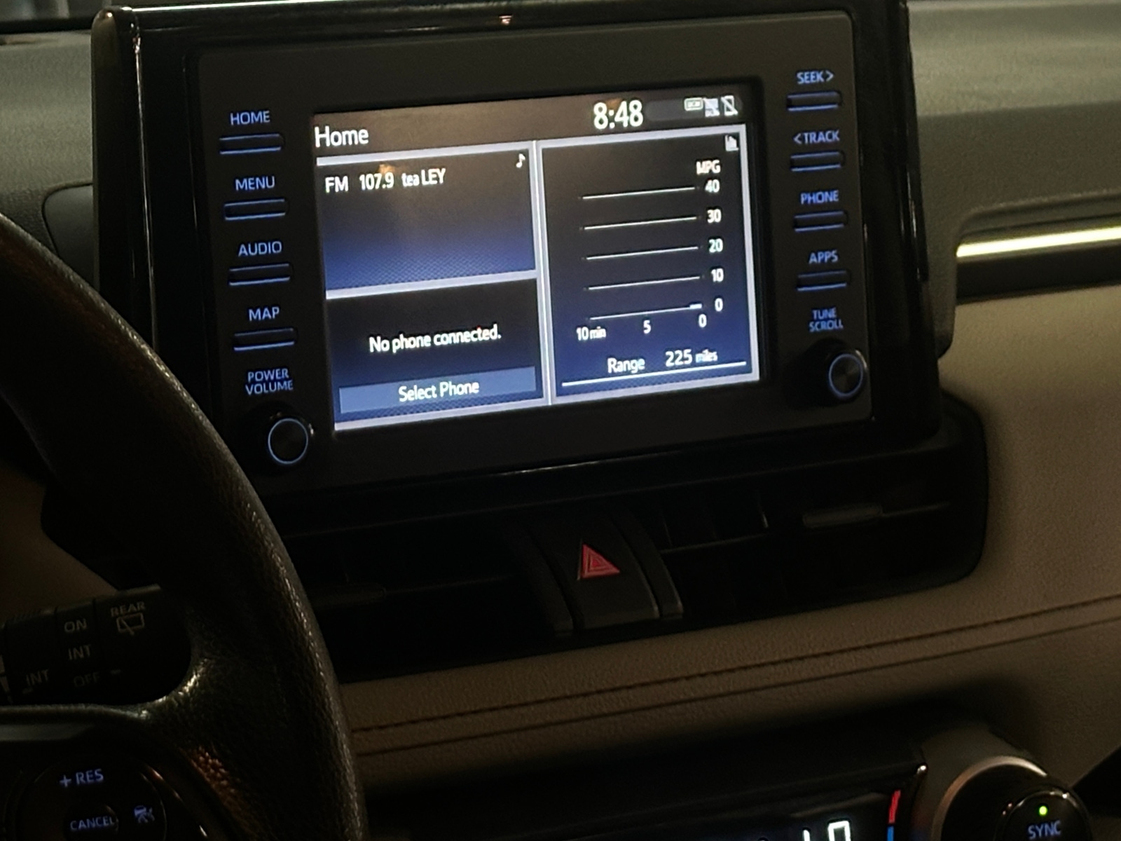 Thumbnail: 2019 Toyota RAV4 - 4