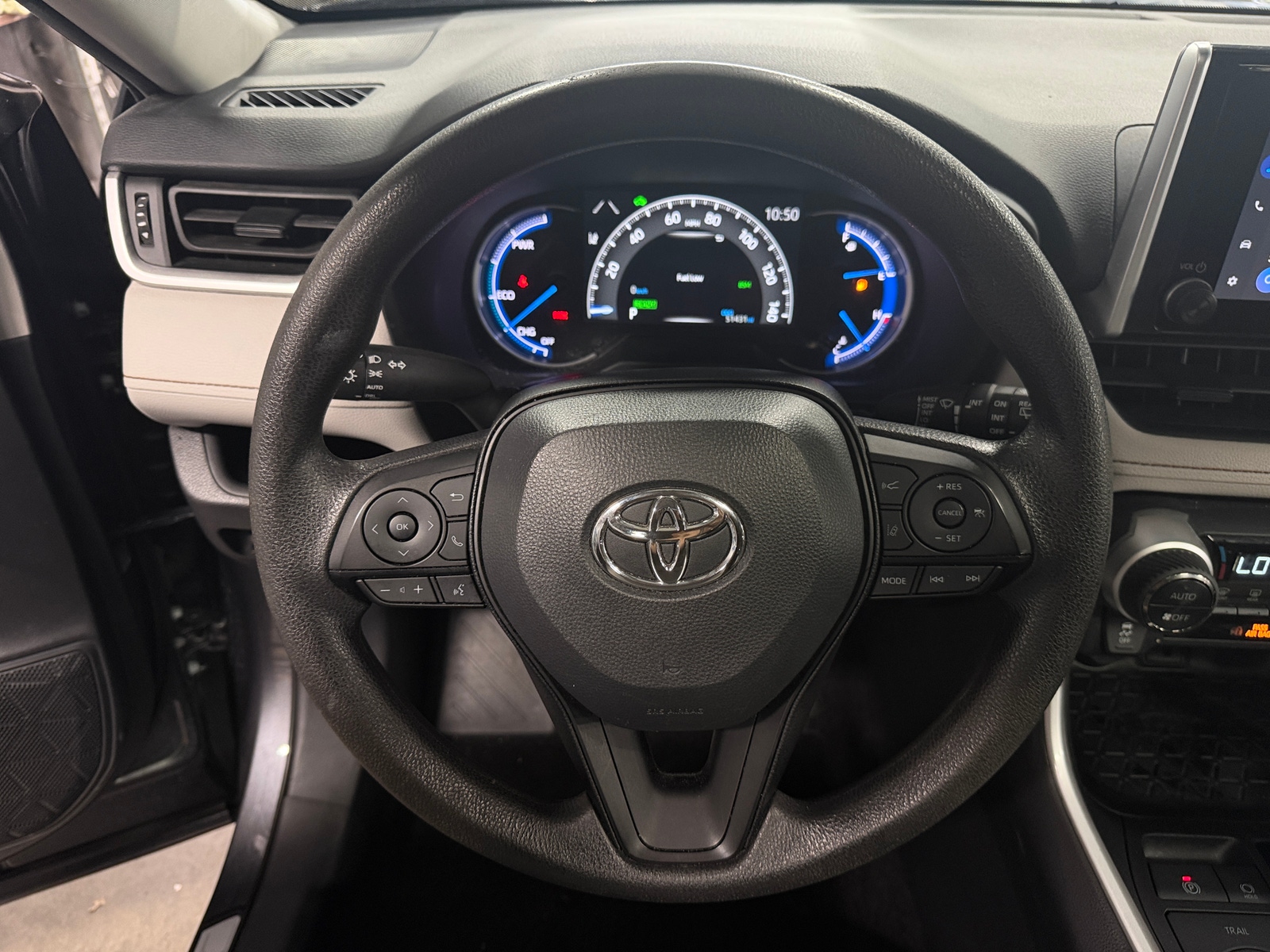 Thumbnail: 2025 Toyota RAV4 - 5