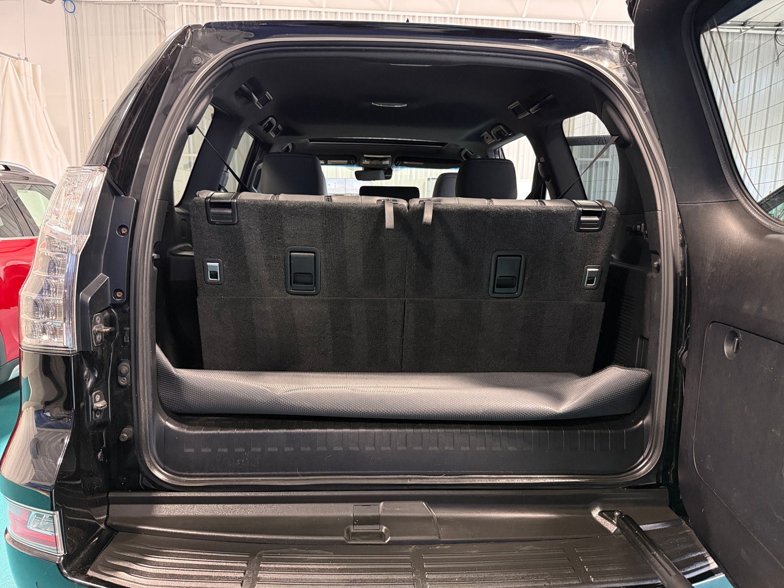 Thumbnail: 2020 Lexus GX - 6