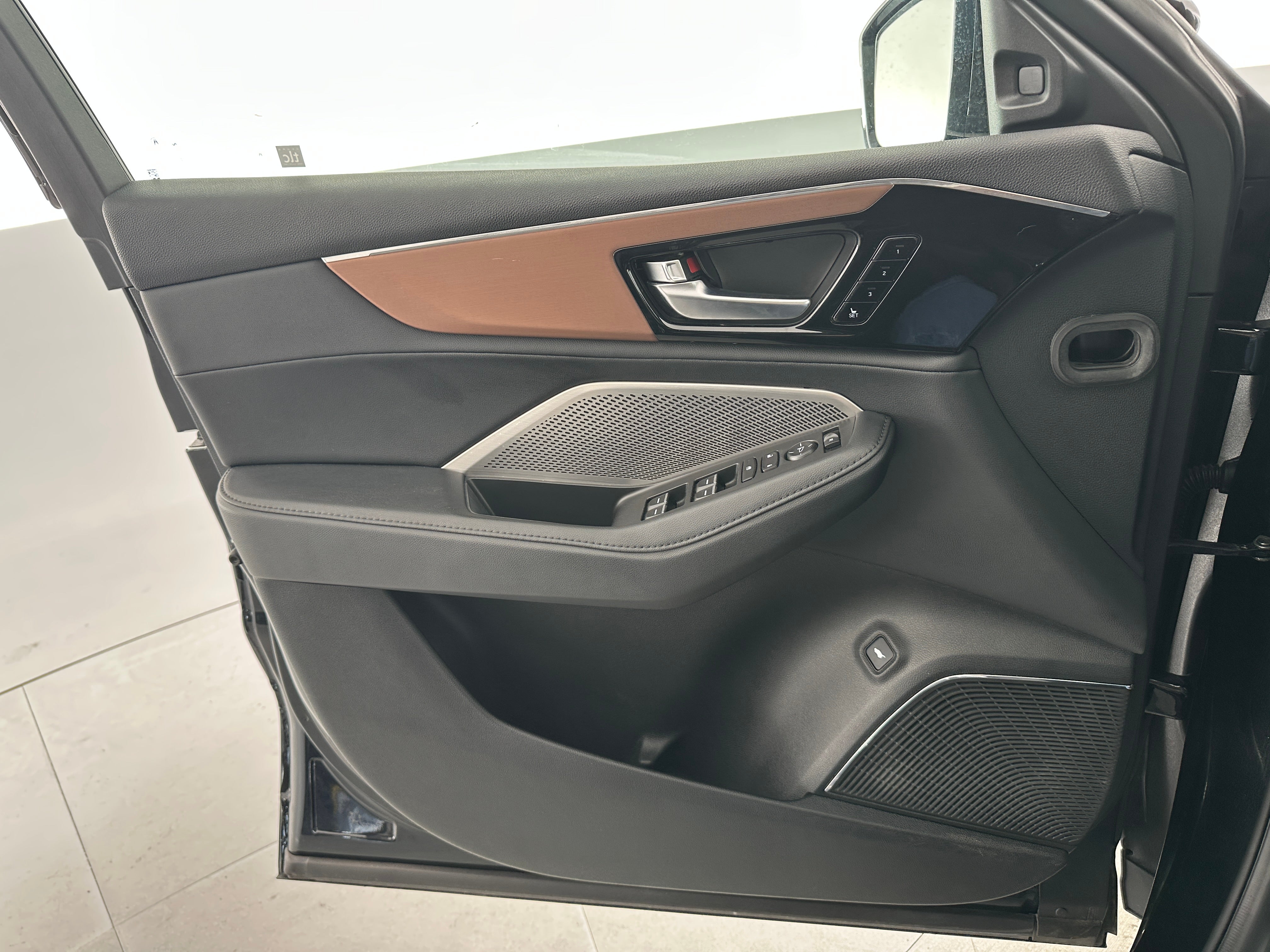 2022 Acura MDX Base - Photo 9
