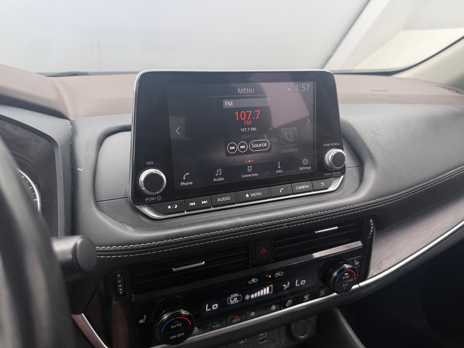 Thumbnail: 2021 Nissan Rogue - 3