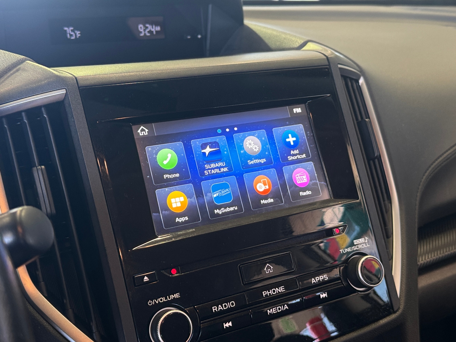 Thumbnail: 2019 Subaru Crosstrek - 4