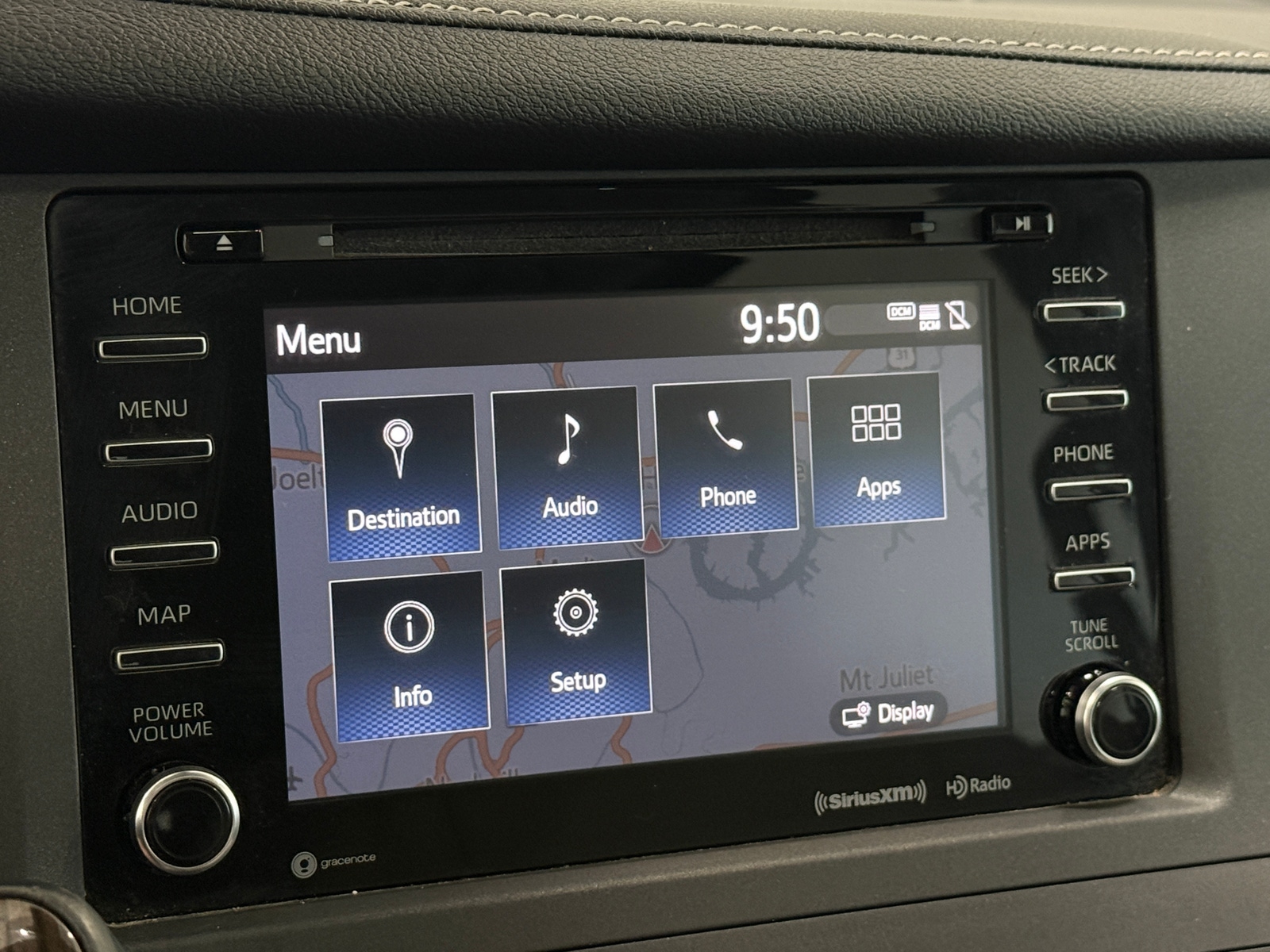 Thumbnail: 2018 Toyota Sienna - 3