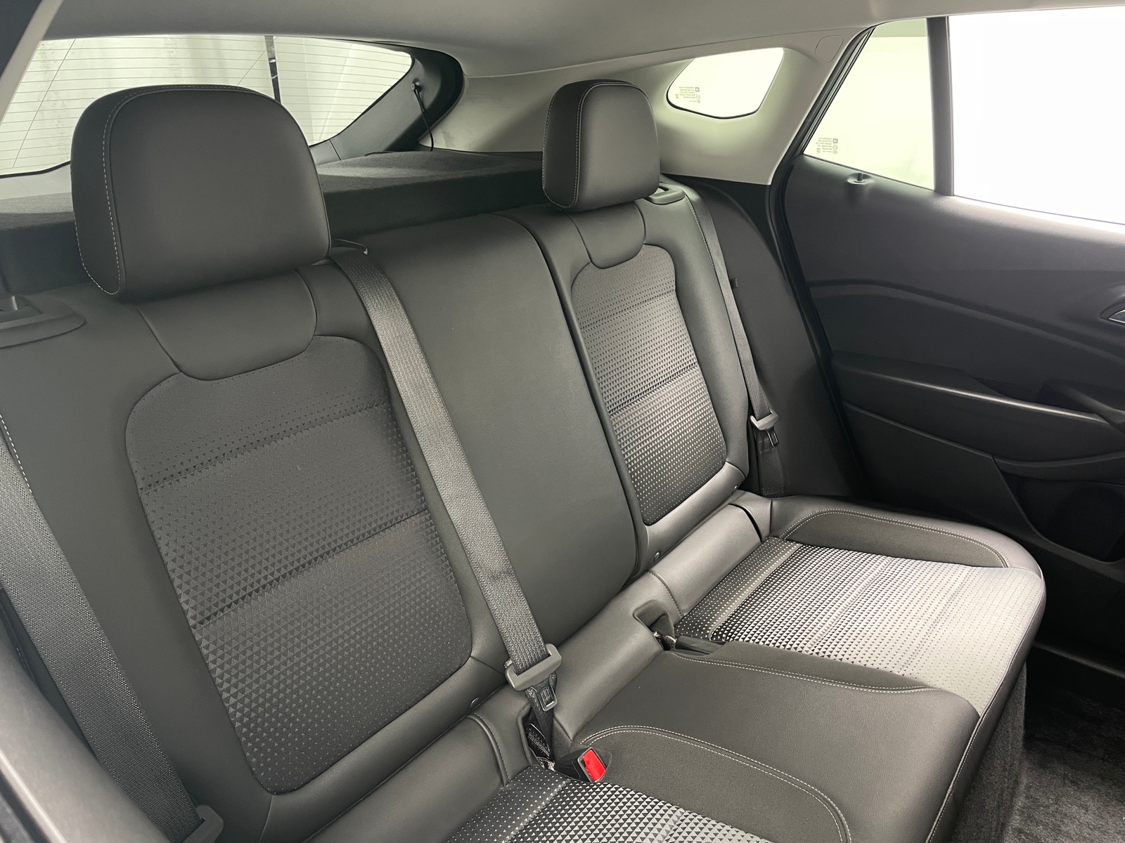 Thumbnail: 2025 Chevrolet Trax - 5