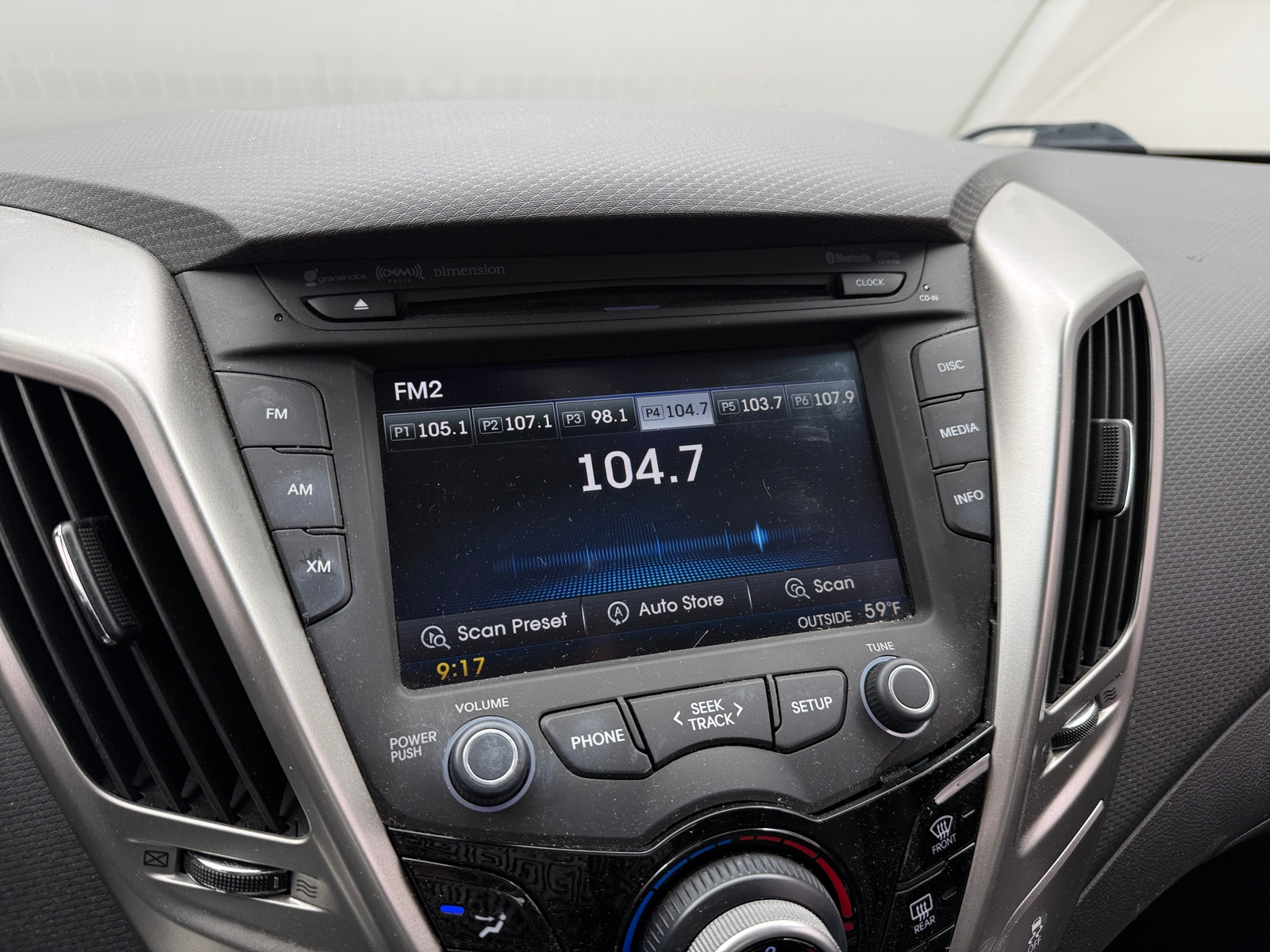 Thumbnail: 2013 Hyundai Veloster - 4